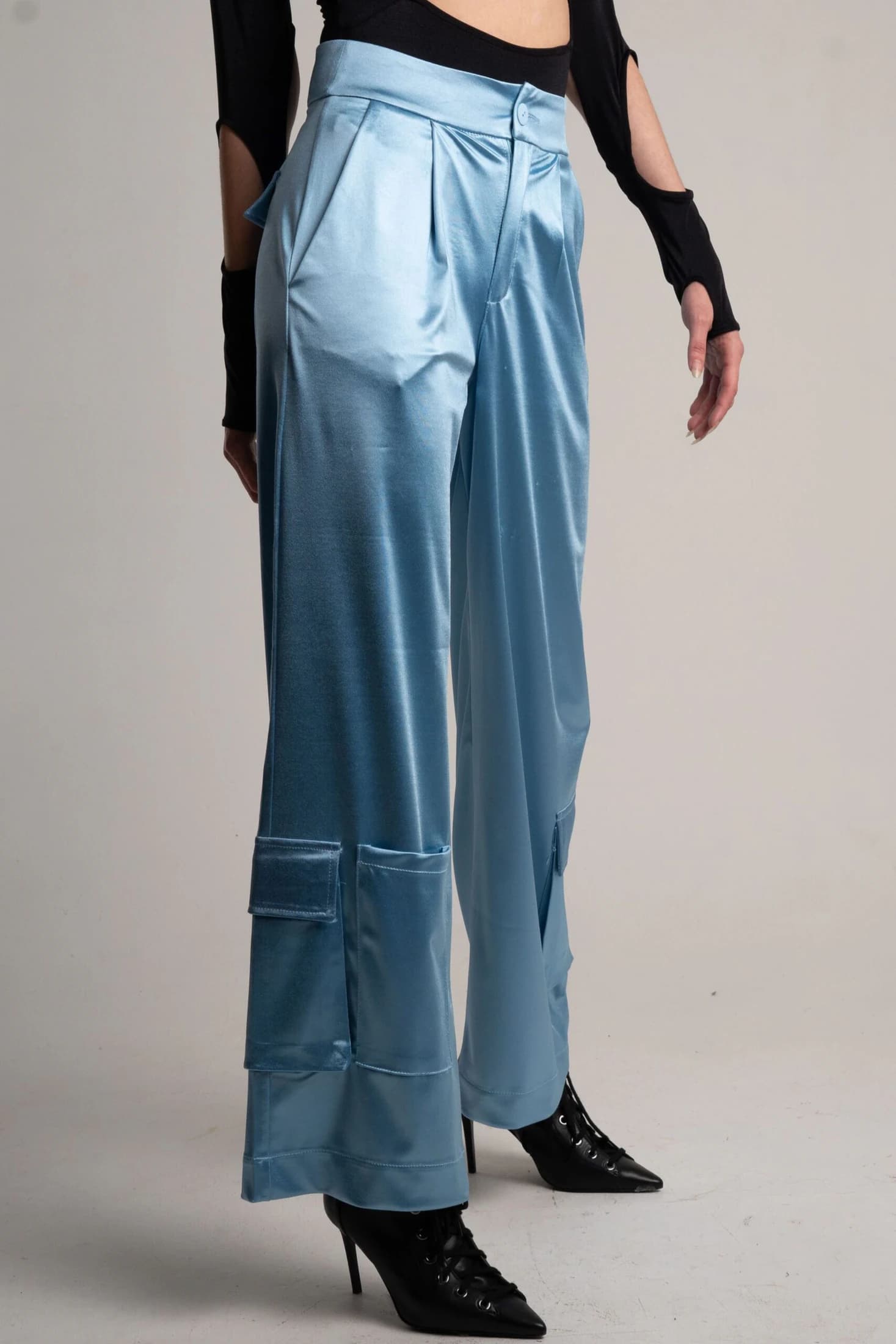Pantalón Cargo Satén Azul Claro - imagen 5