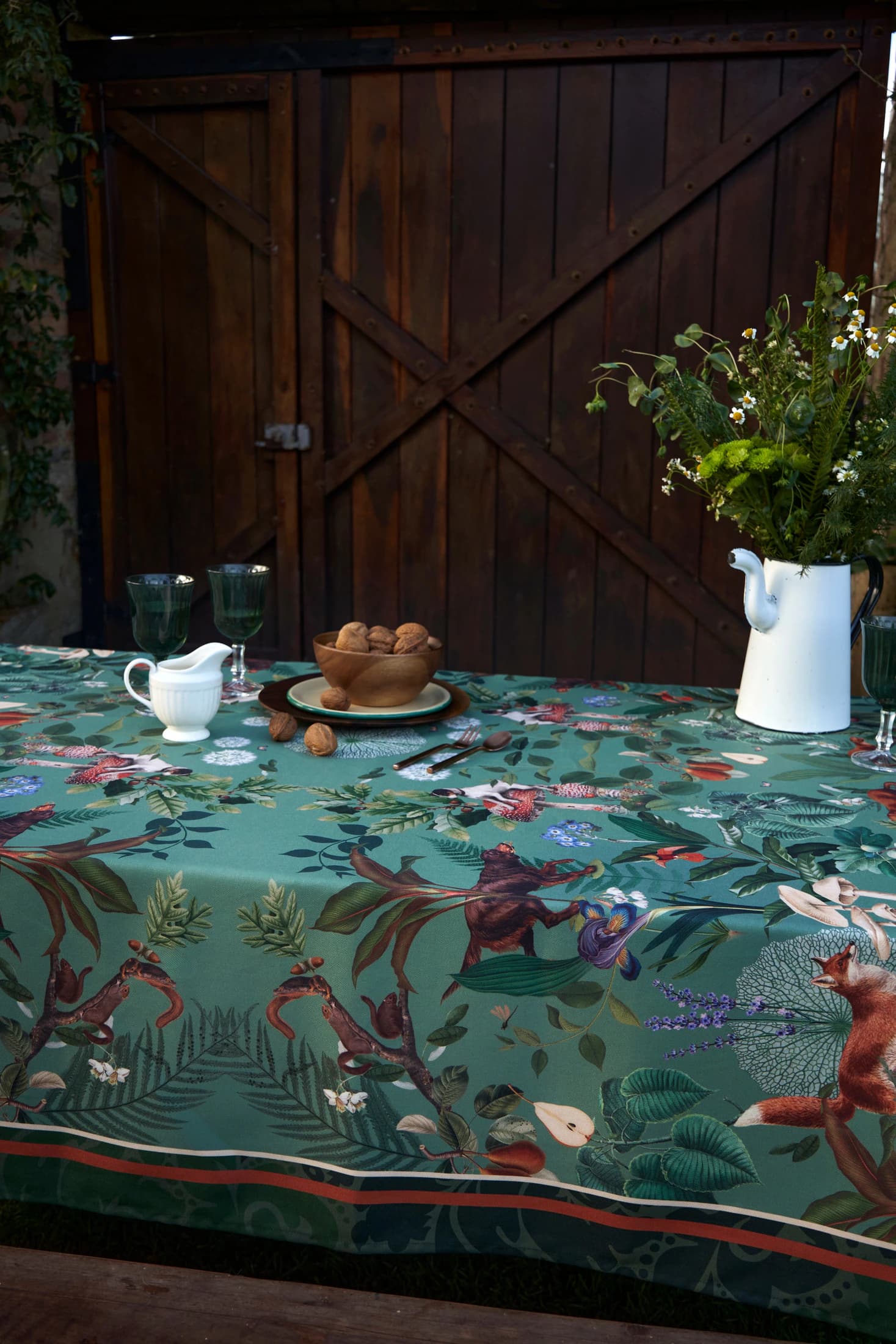 Mantel - The Forest Menta