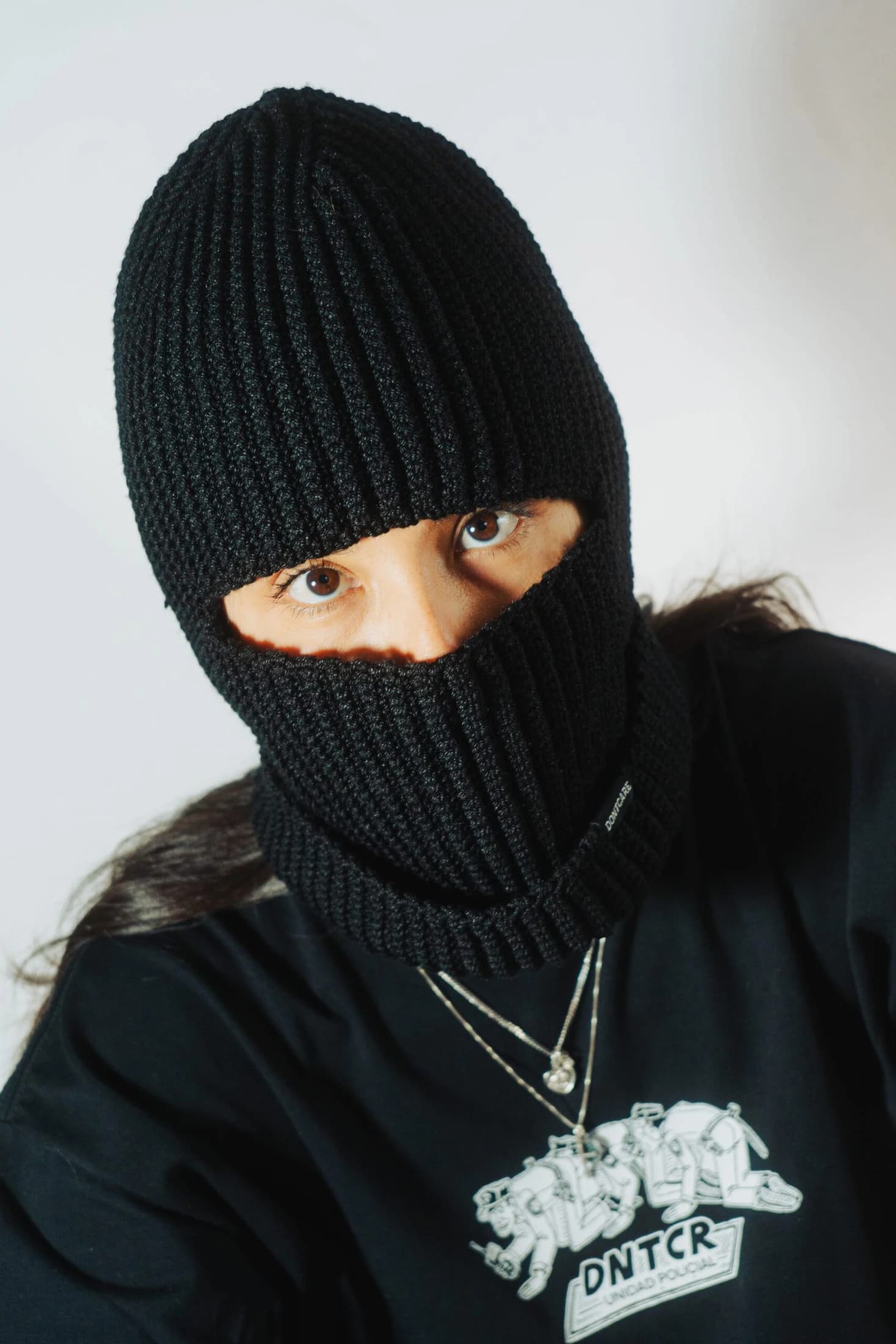 Hand-Knitted Balaclava - imagen 2