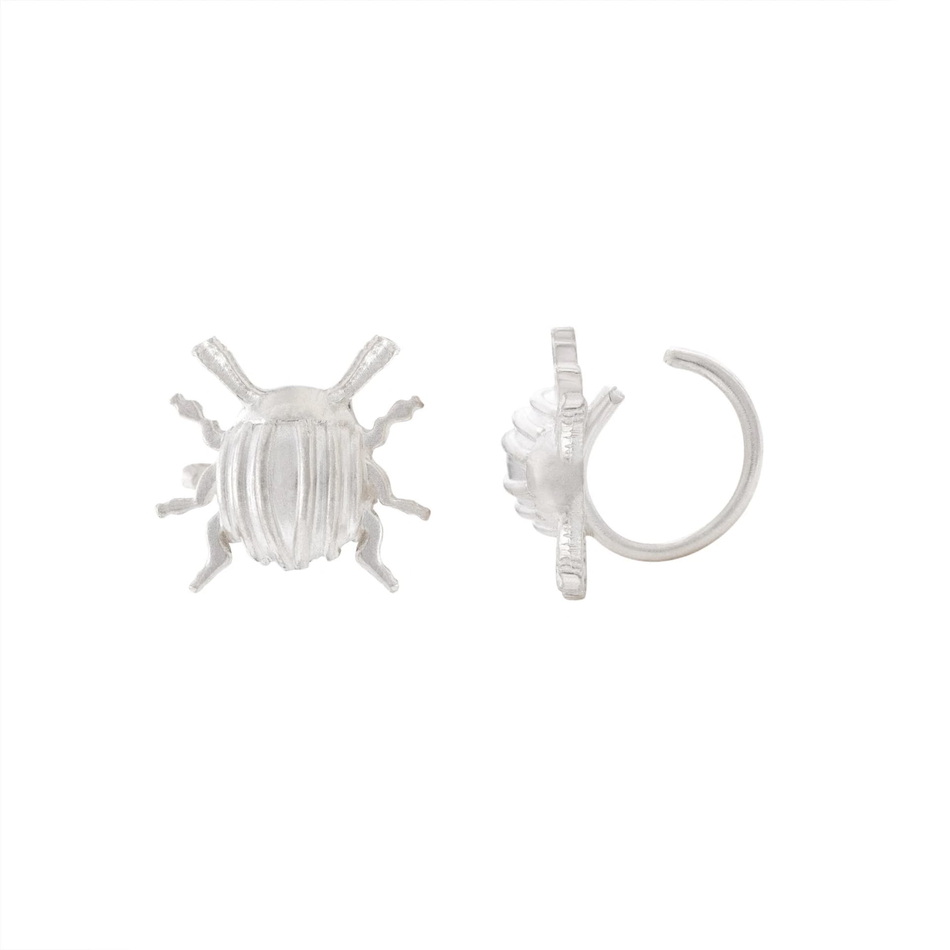 Tiny Beetle Ear Cuff - imagen 1