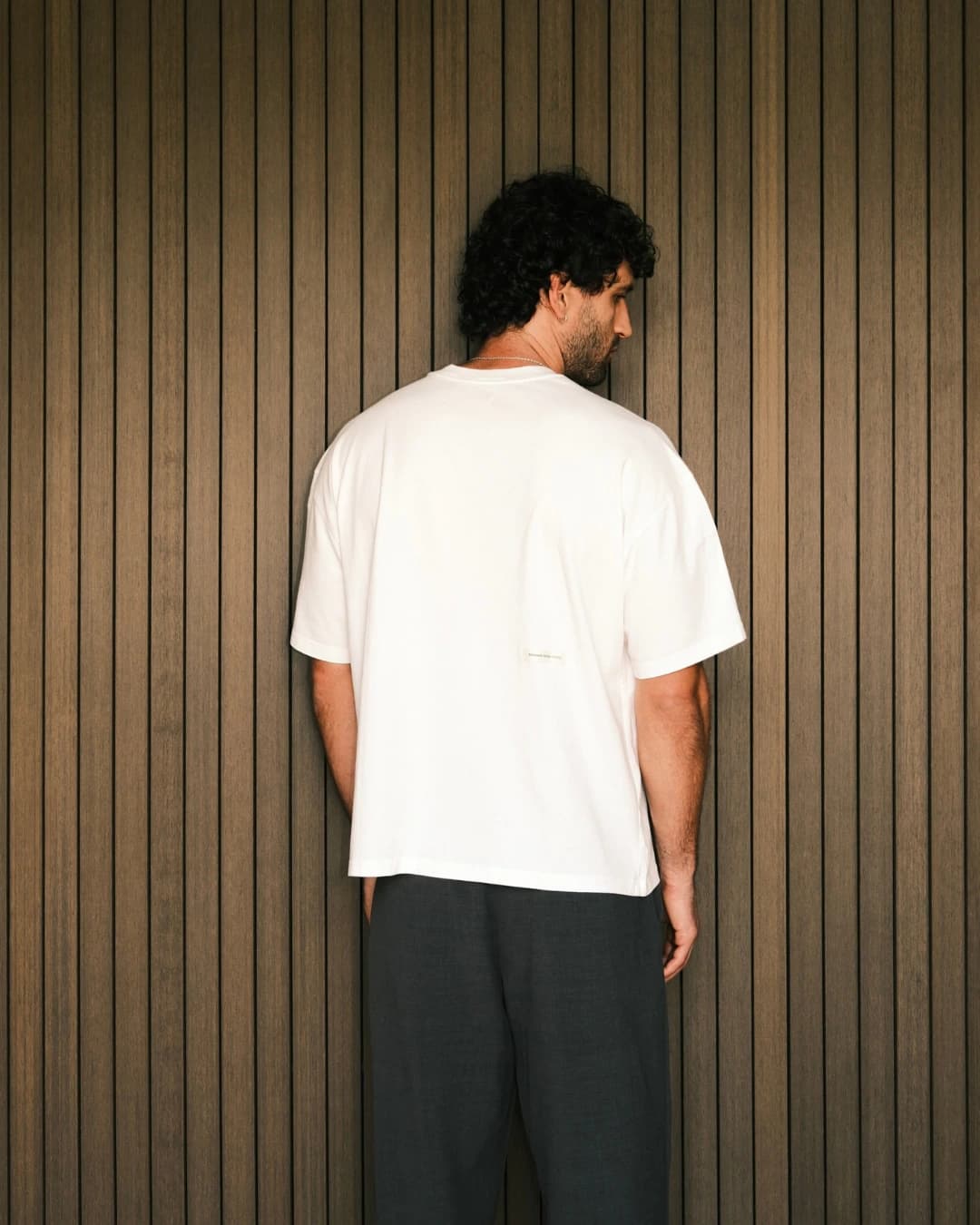 DAISUGI IVORY BOX T-SHIRT - imagen 3