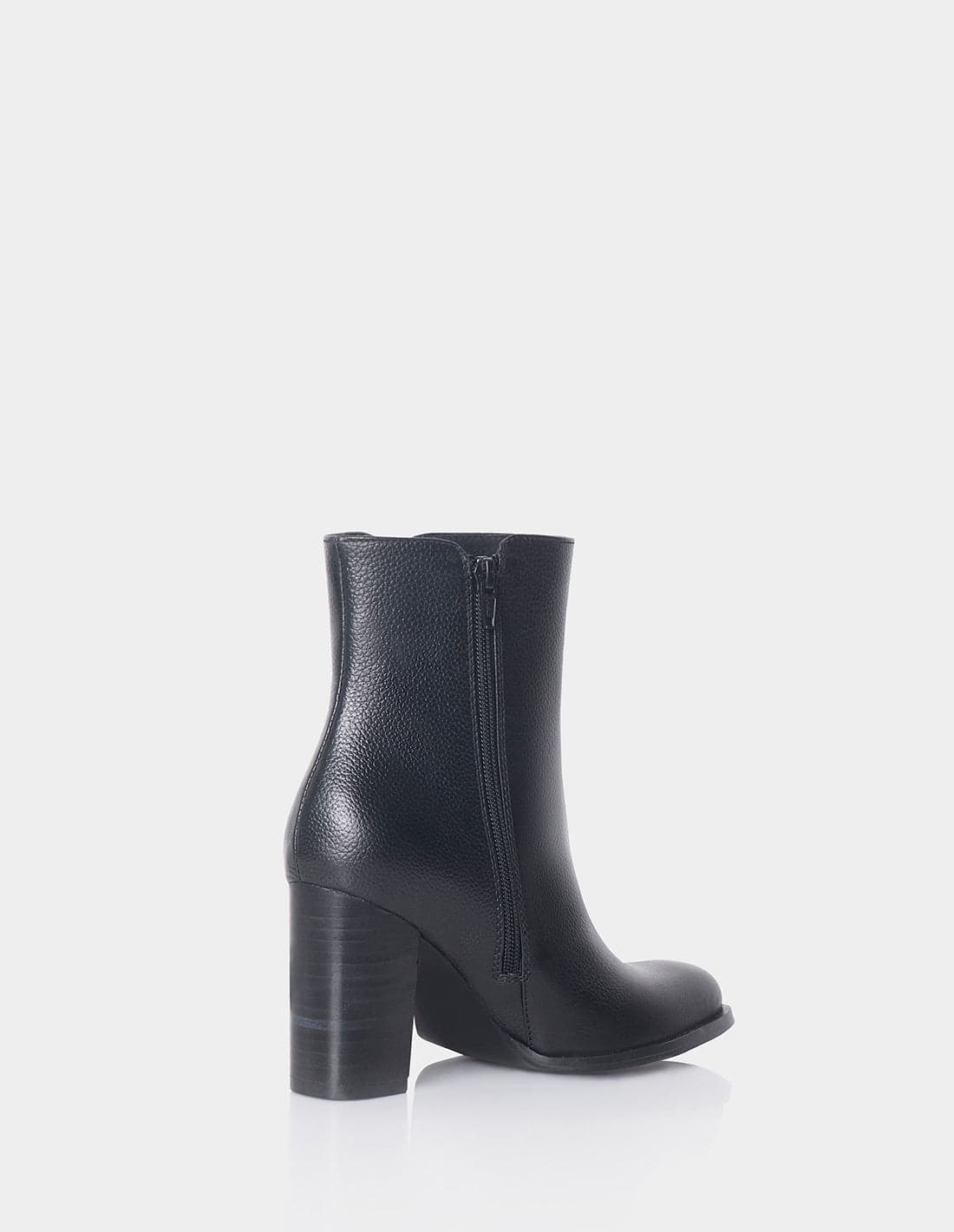 Botin Pamela Cuero Negro - imagen 3
