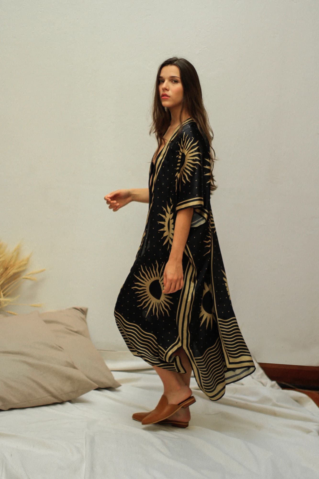 Kimono Soles, Negro y dorado - imagen 1