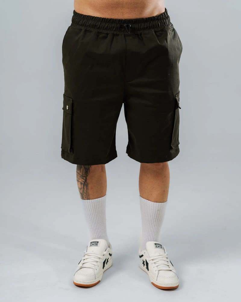 Bermuda Regular Verde Militar Street Style - imagen 5