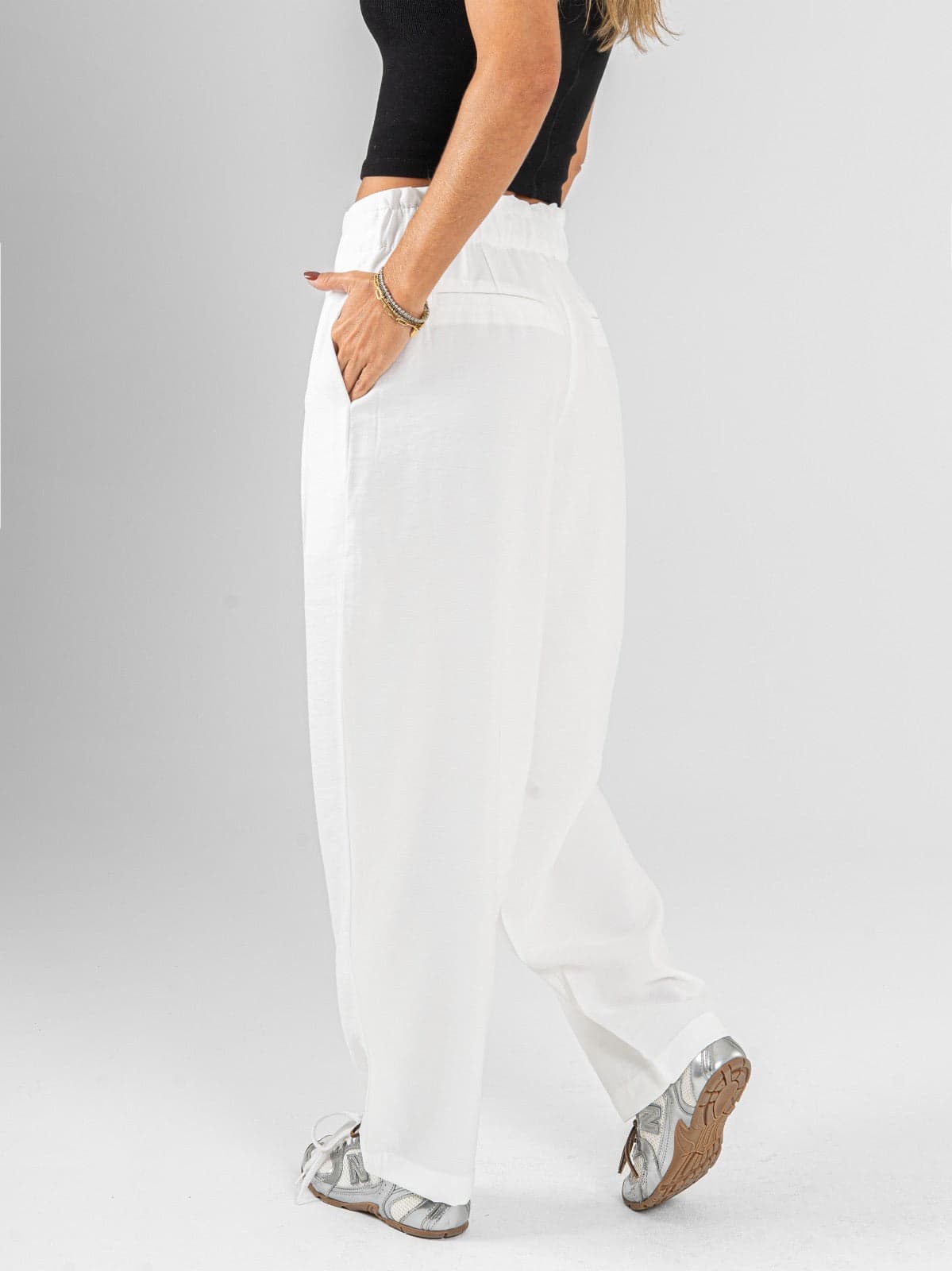 Ref: 0620497 Pantalón baggy, tejido plano liviano, tiro alto, con prenses, tono ivory - imagen 2