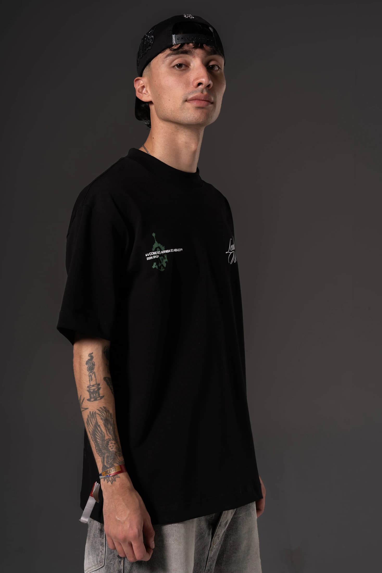 Camiseta Oversize  Como es arriba es abajo savage  250 gramos 14647 - imagen 4