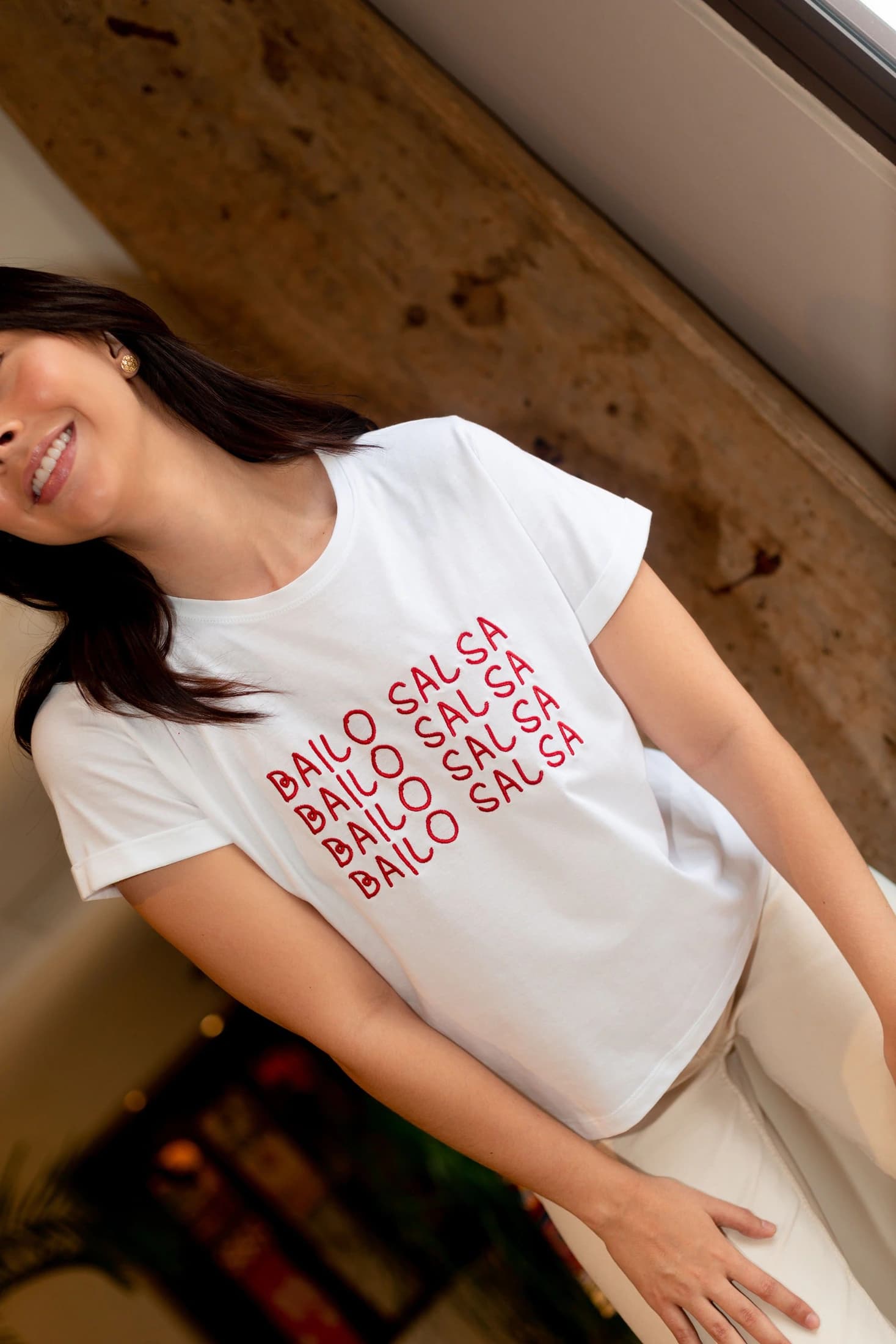 Bailo Salsa Embroidered Oversized Tee - imagen 2