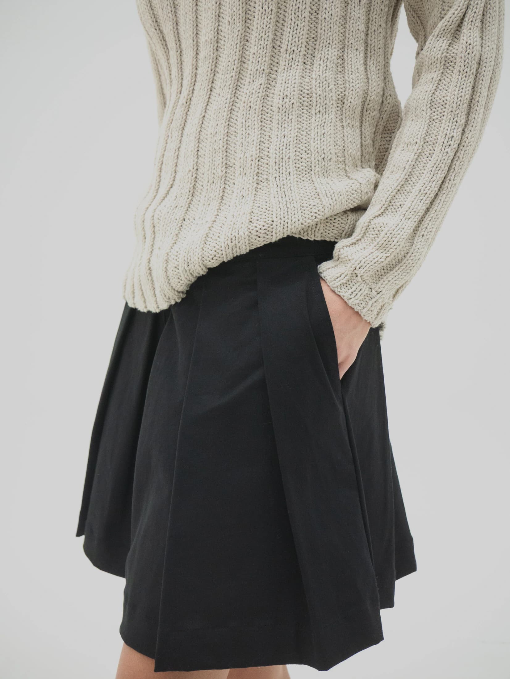 Pleat shorts Mujer