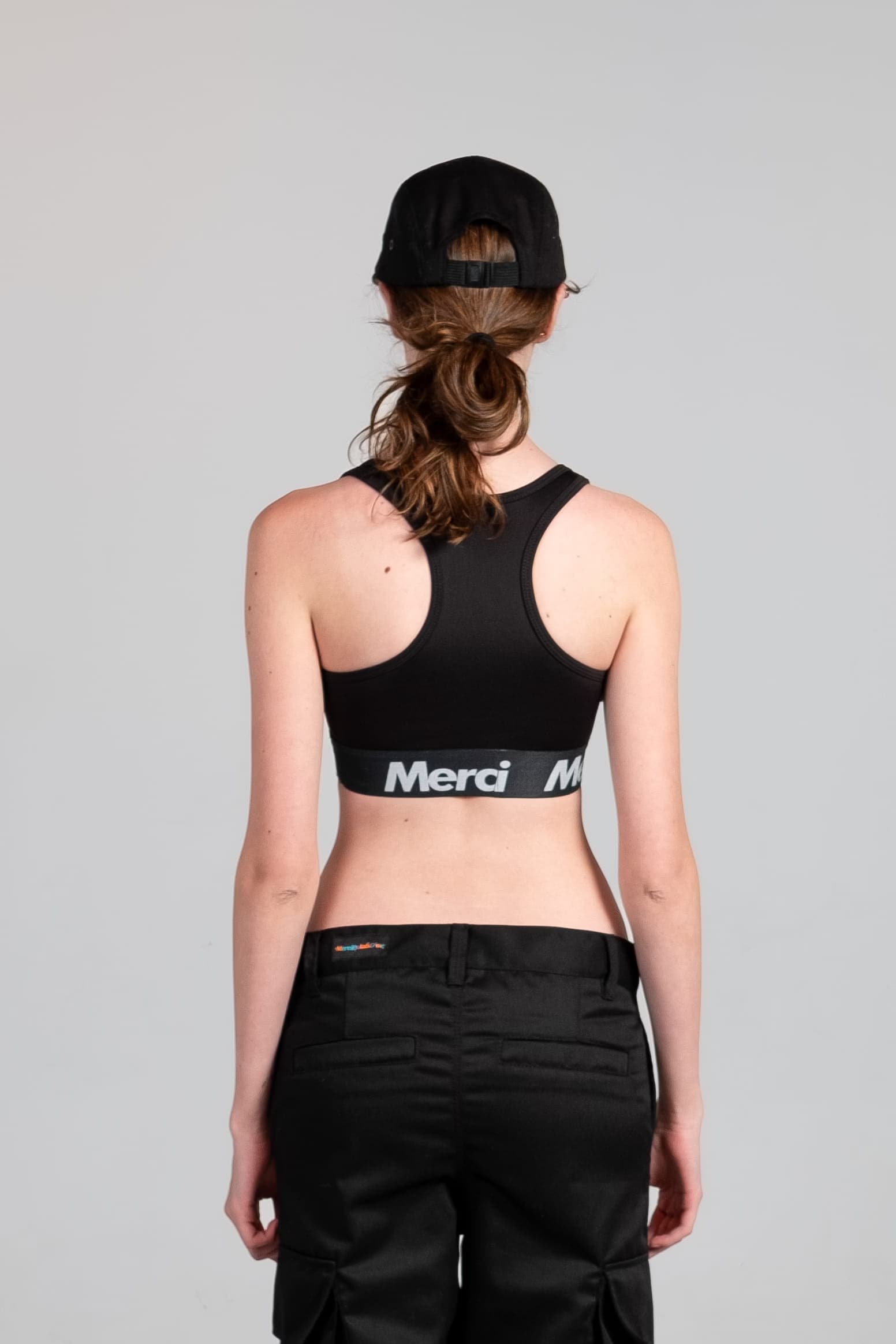 Top deportivo negro - imagen 5