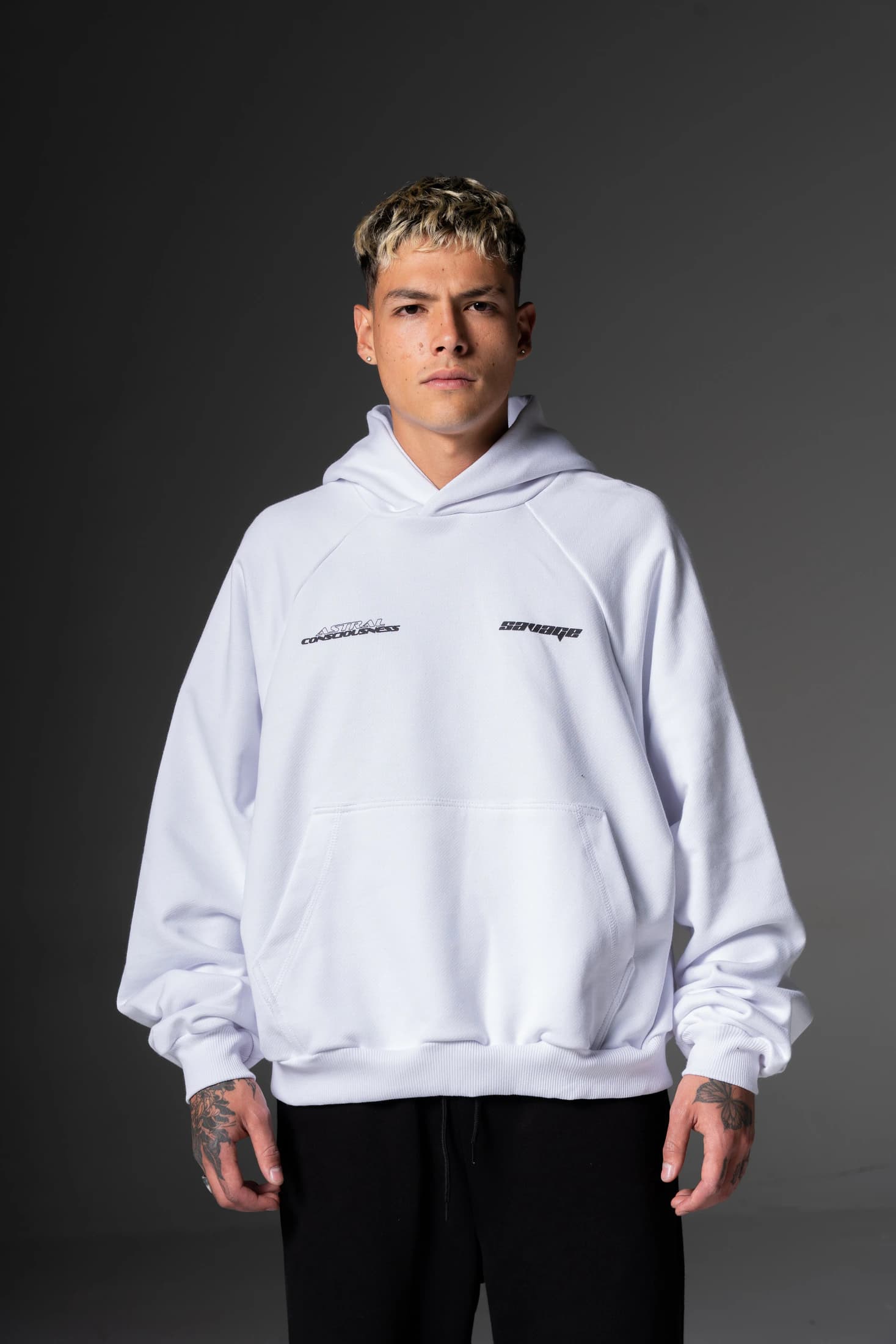 Hoodie Boxy Astral Pedrería  400 gramos