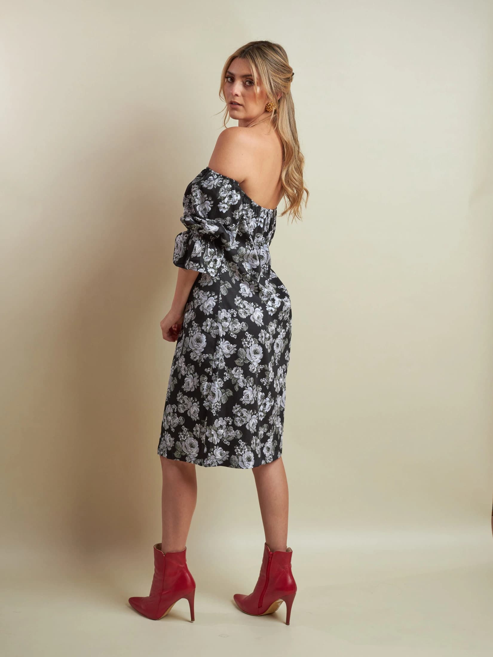 Vestido Mireya Negro Estampado - imagen 6