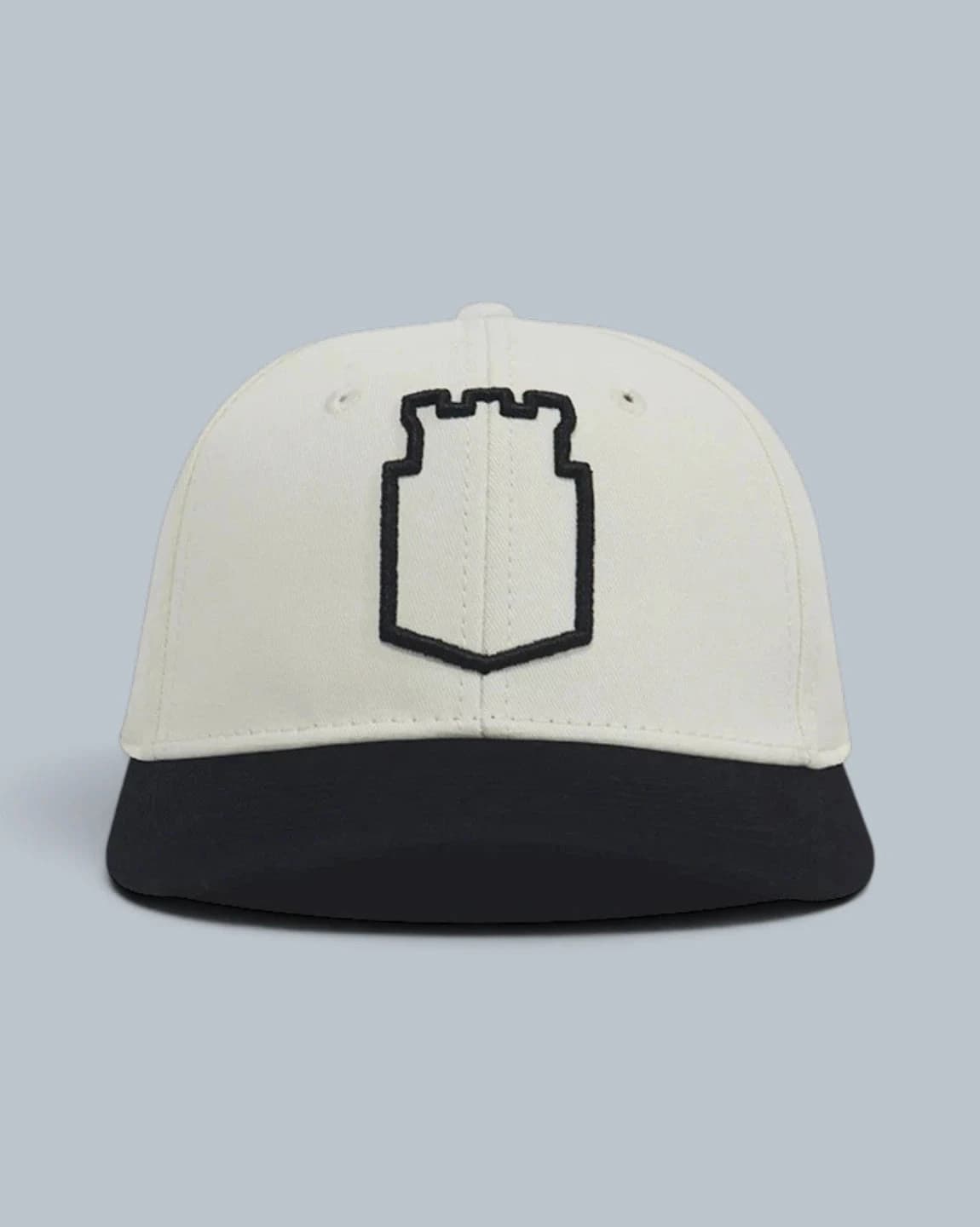 GORRA BEIGE ESCUDO SILUETA