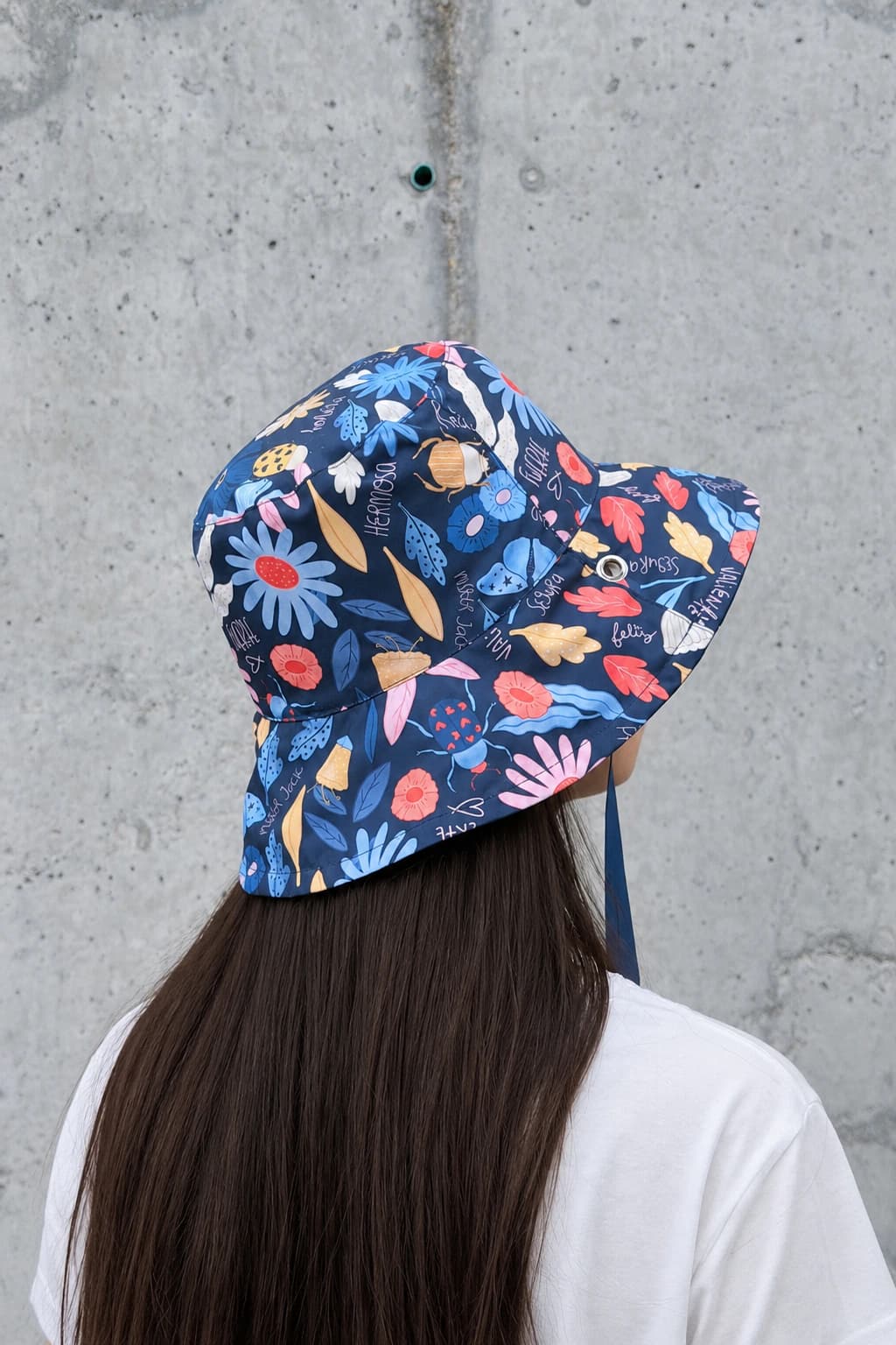 Bucket Hat Doble Faz Azul floral - imagen 4