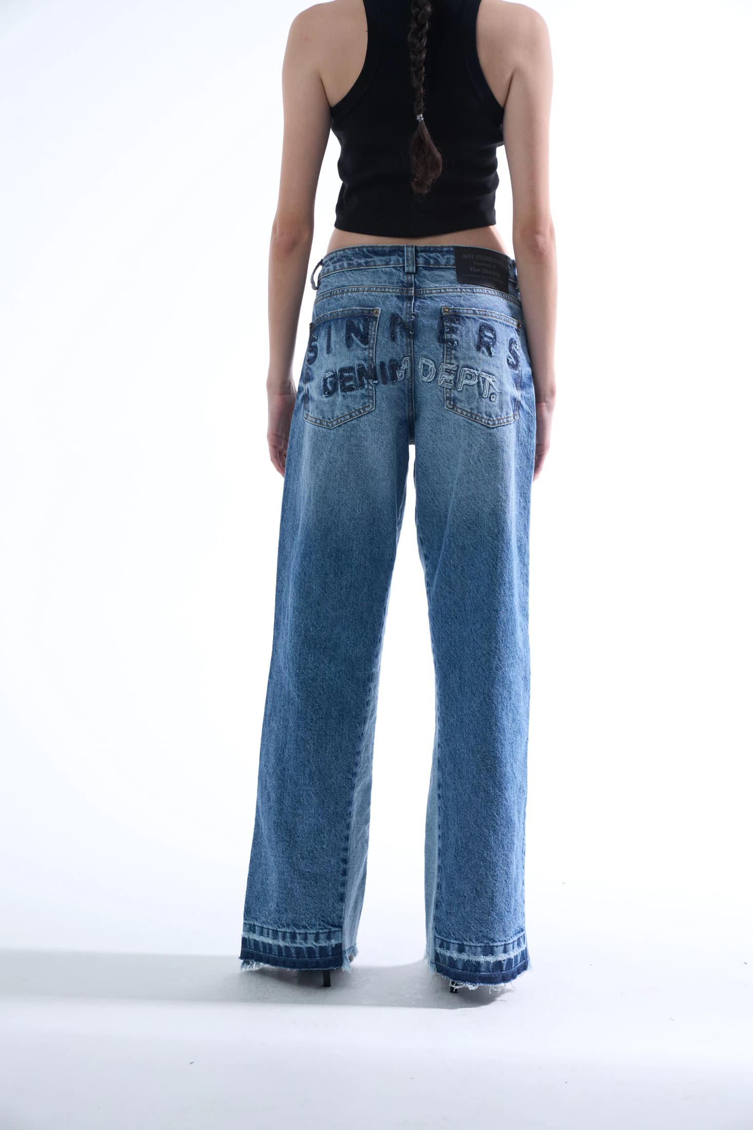 EMBROIDERED FLARED JEANS - imagen 5
