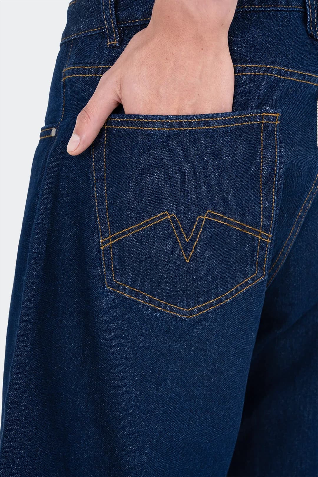 VENENO SHORT DENIM RAW - imagen 6
