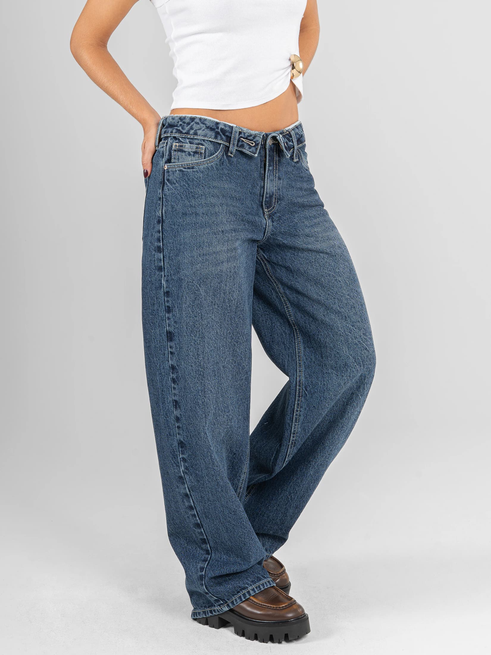 Ref: 066633 Jean wide leg, rígido, tiro medio, detalle en pretina, tono azul oscuro - imagen 3