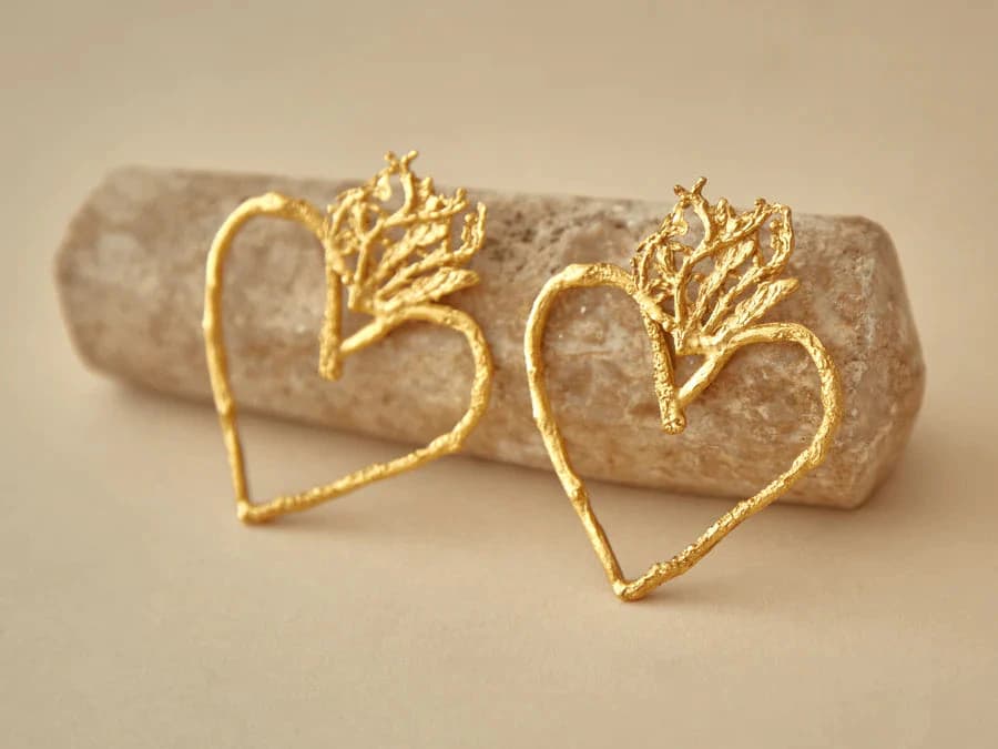 ARETES CORAZON RAMA PINO - imagen 1