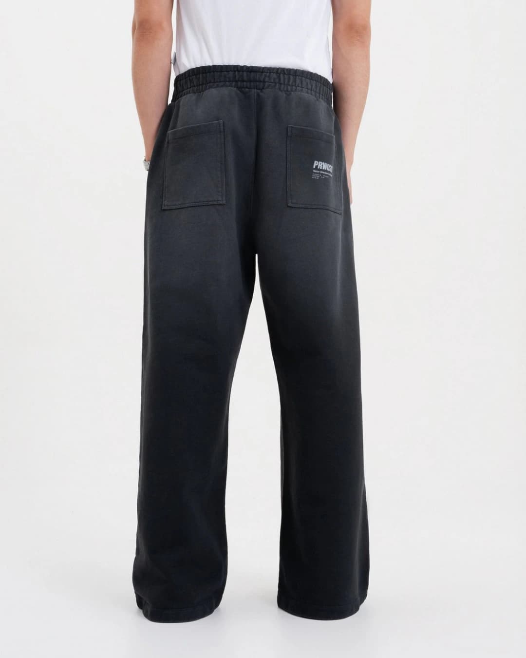 ACROSS THE LINES BLACK JOGGER - imagen 3