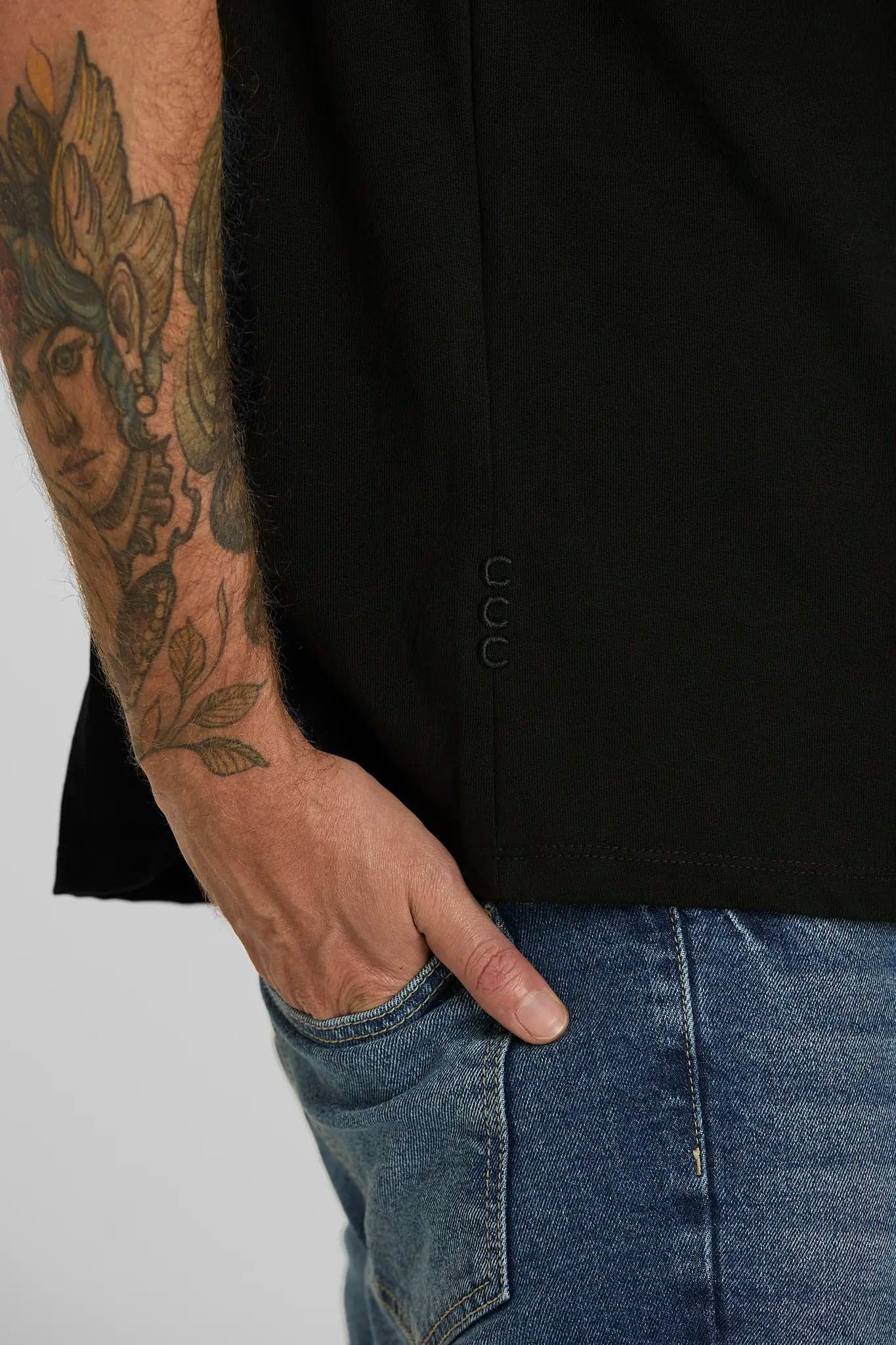 Camiseta básica negra - imagen 3