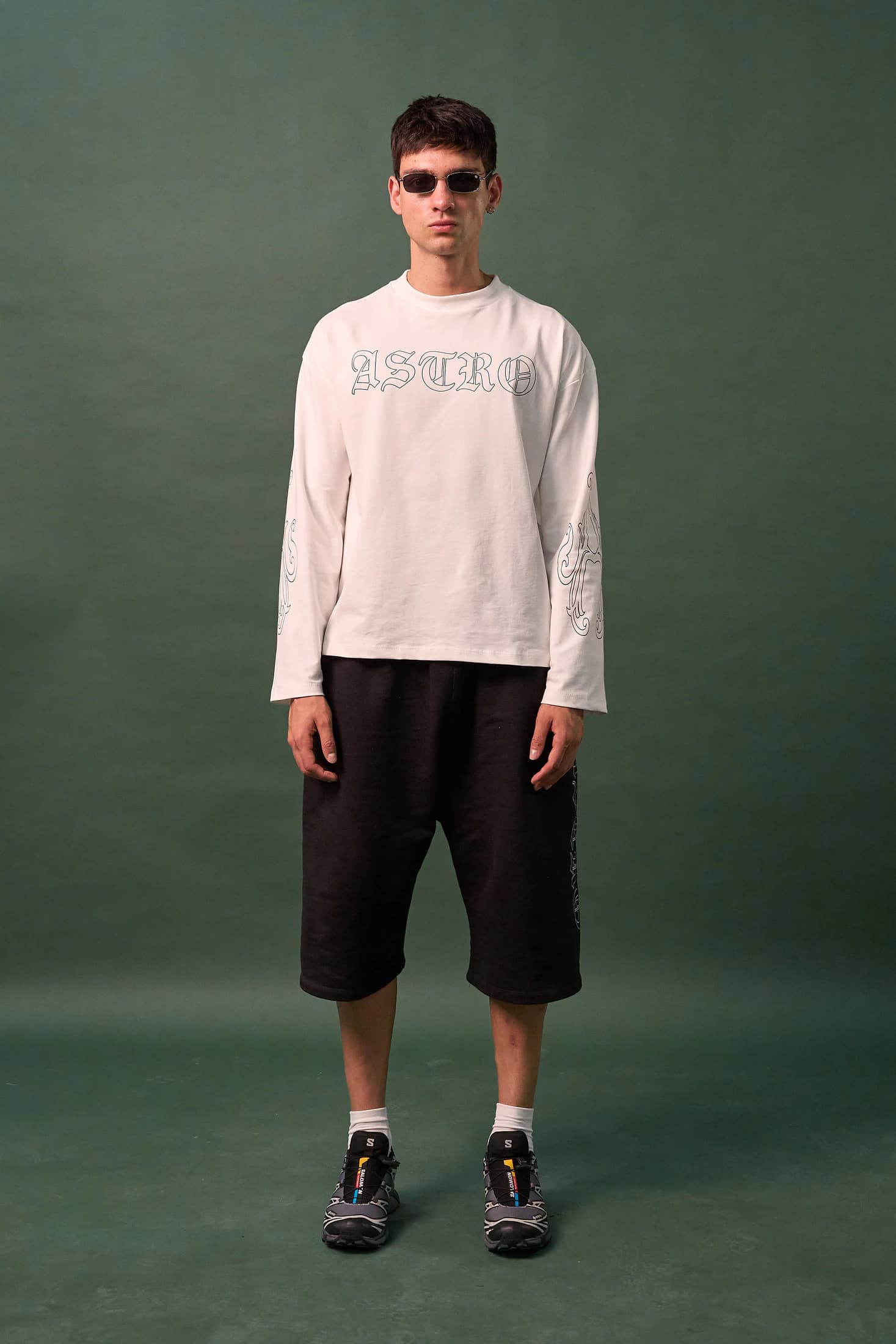Long Sleeve Blanco - Gothic - imagen 5