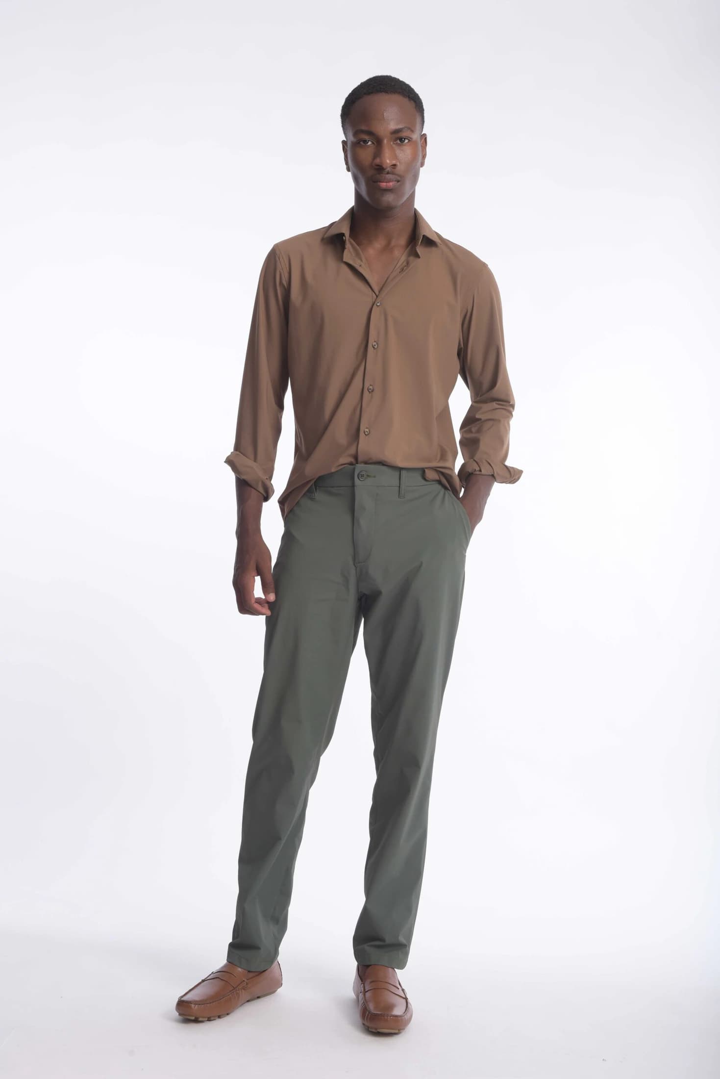 Pantalón Smart Tech Verde Army