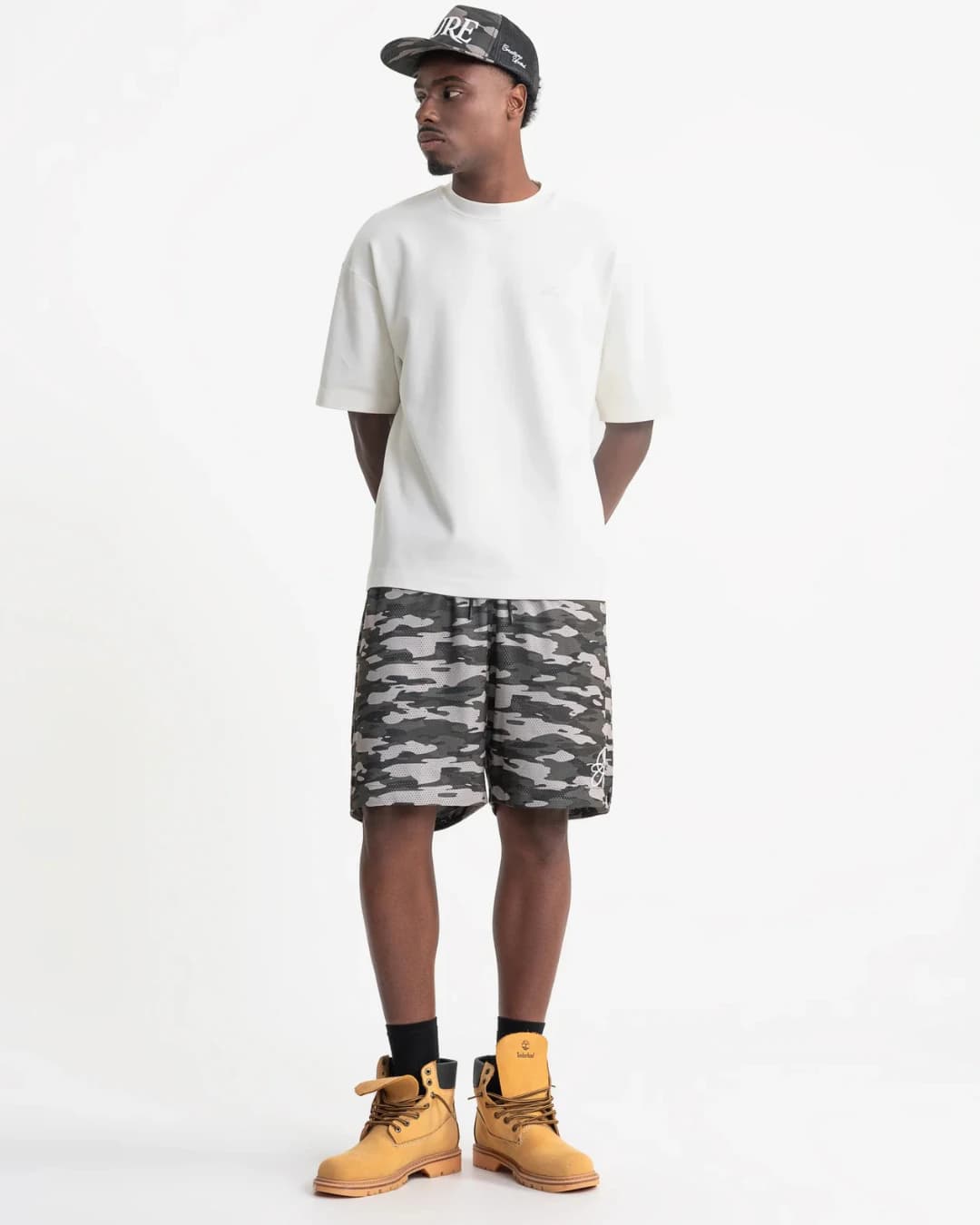 RUSTIC SHORTS - imagen 2