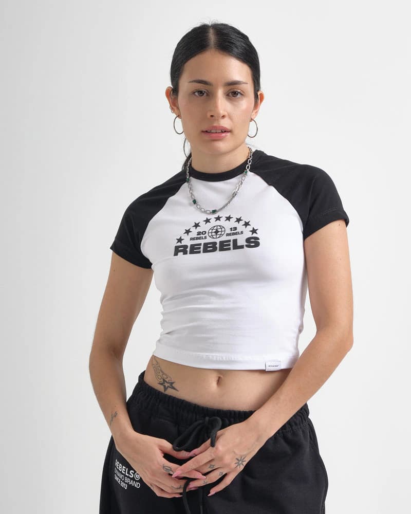Crop Top Rebels - imagen 1