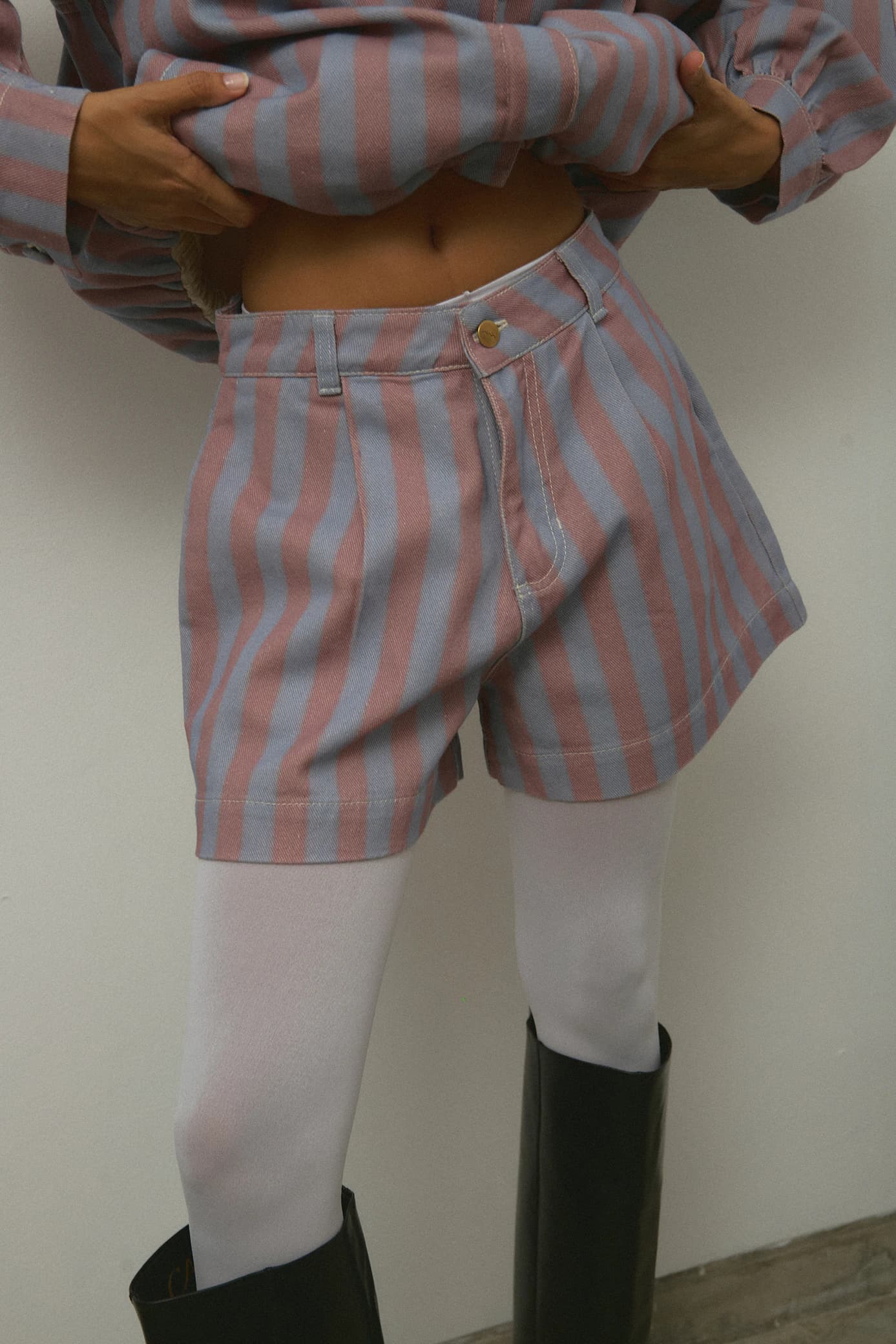 Short Hellen Cielo Rosa - imagen 2
