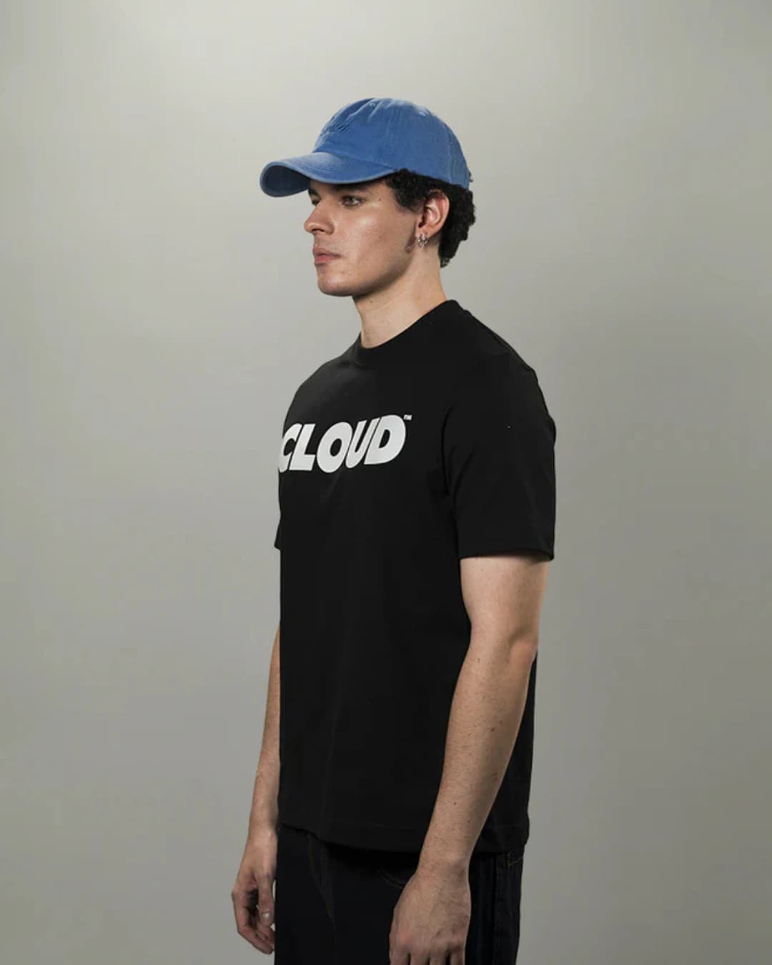 CAMISETA BLOCK BLANCO SOBRE NEGRO REGULAR FIT - imagen 4