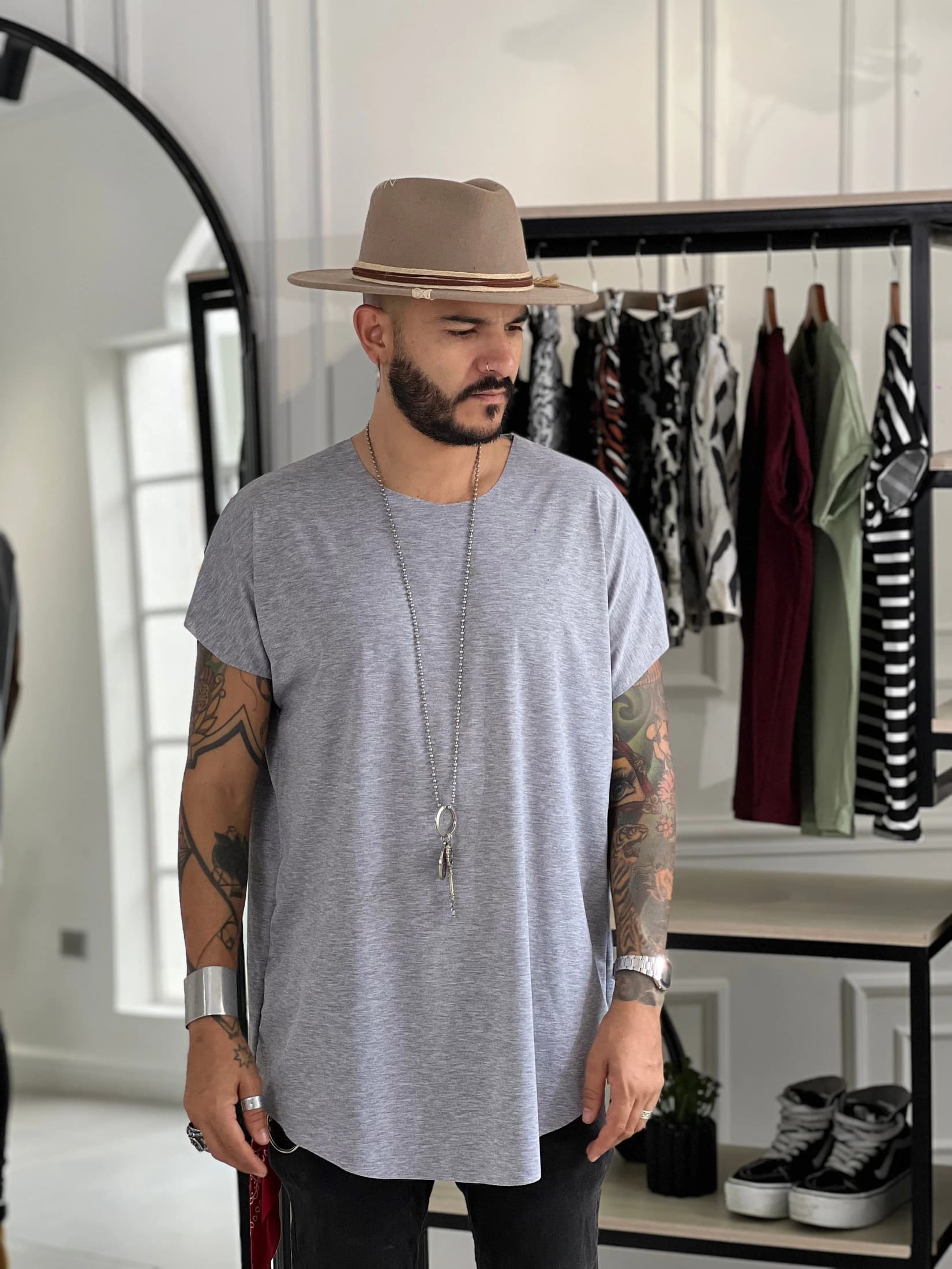 Camiseta ov gris claro - imagen 2