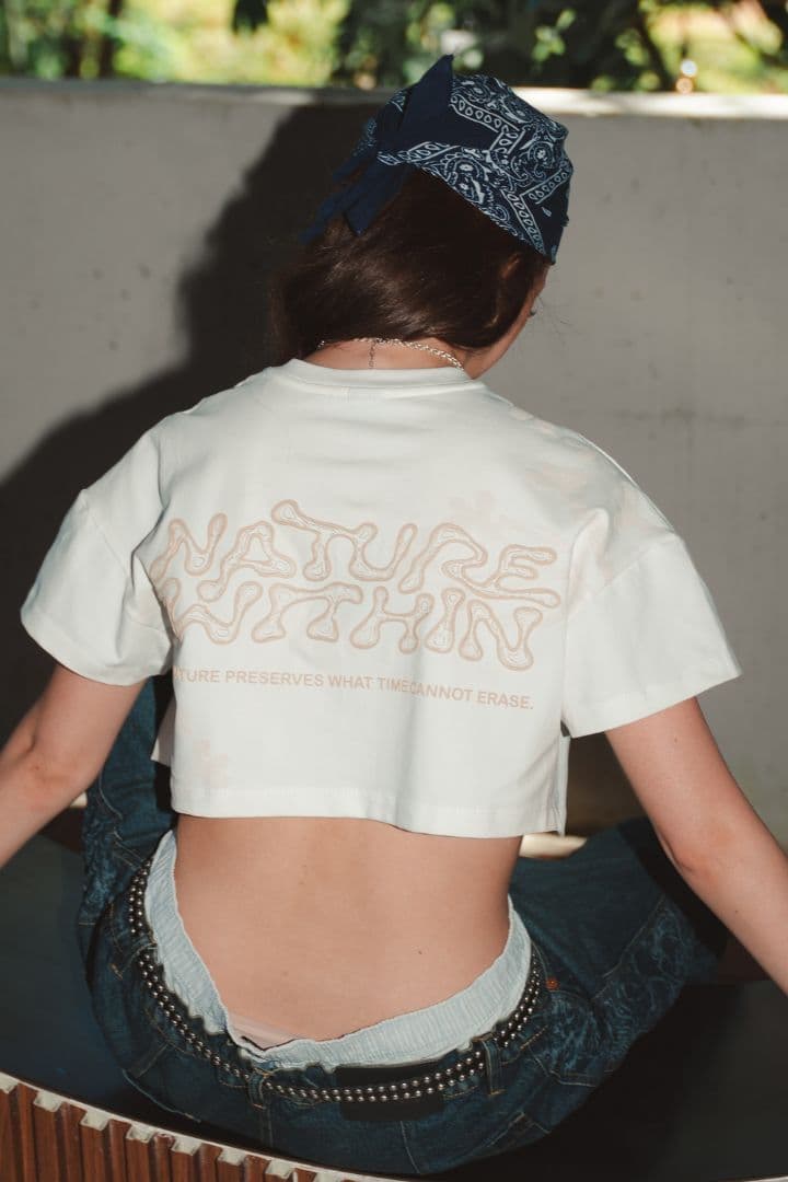 CAMISETA CROP OVERSIZED - imagen 2