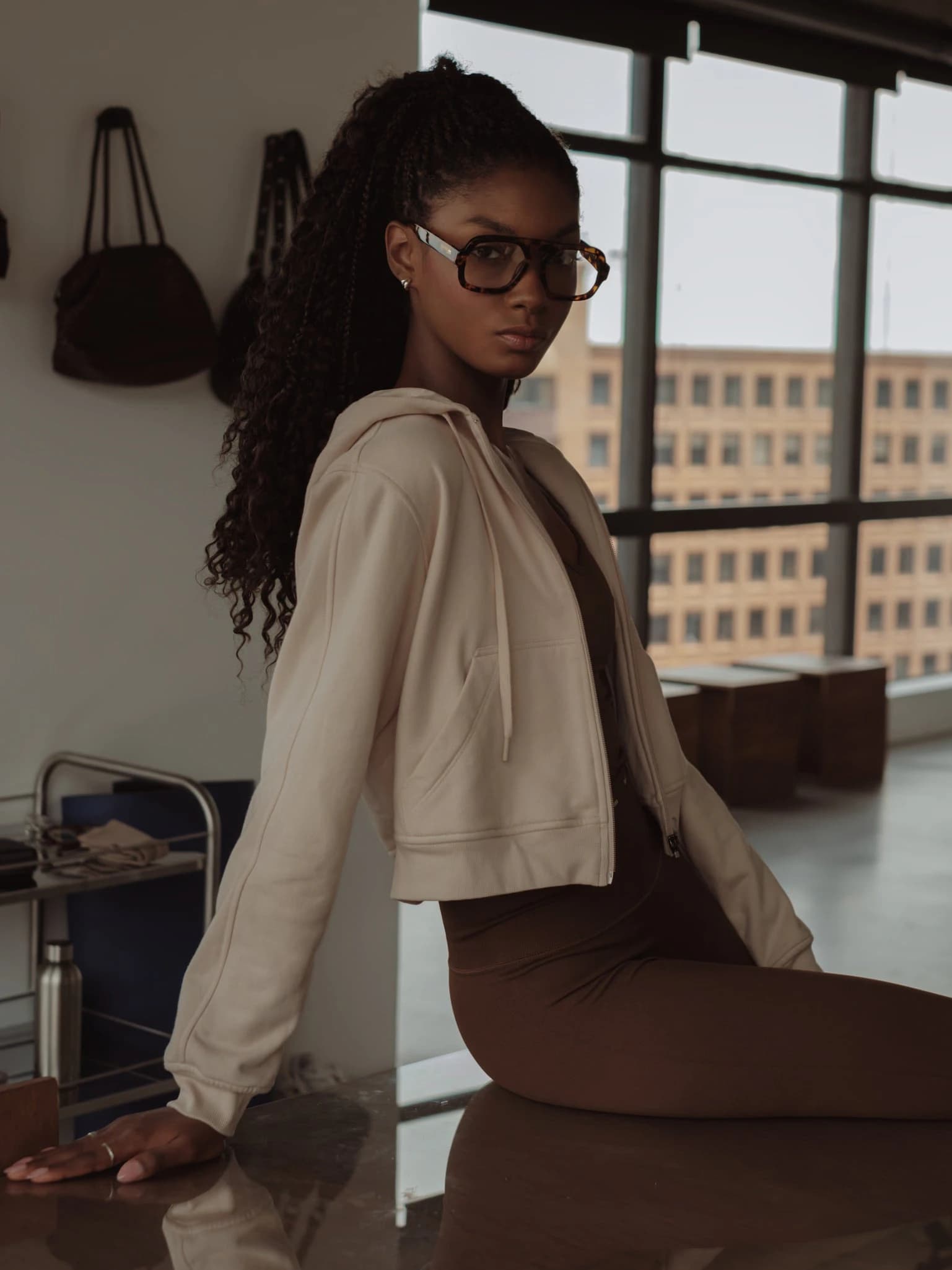 CROPPED ZIP HOODIE - NATURAL - imagen 4