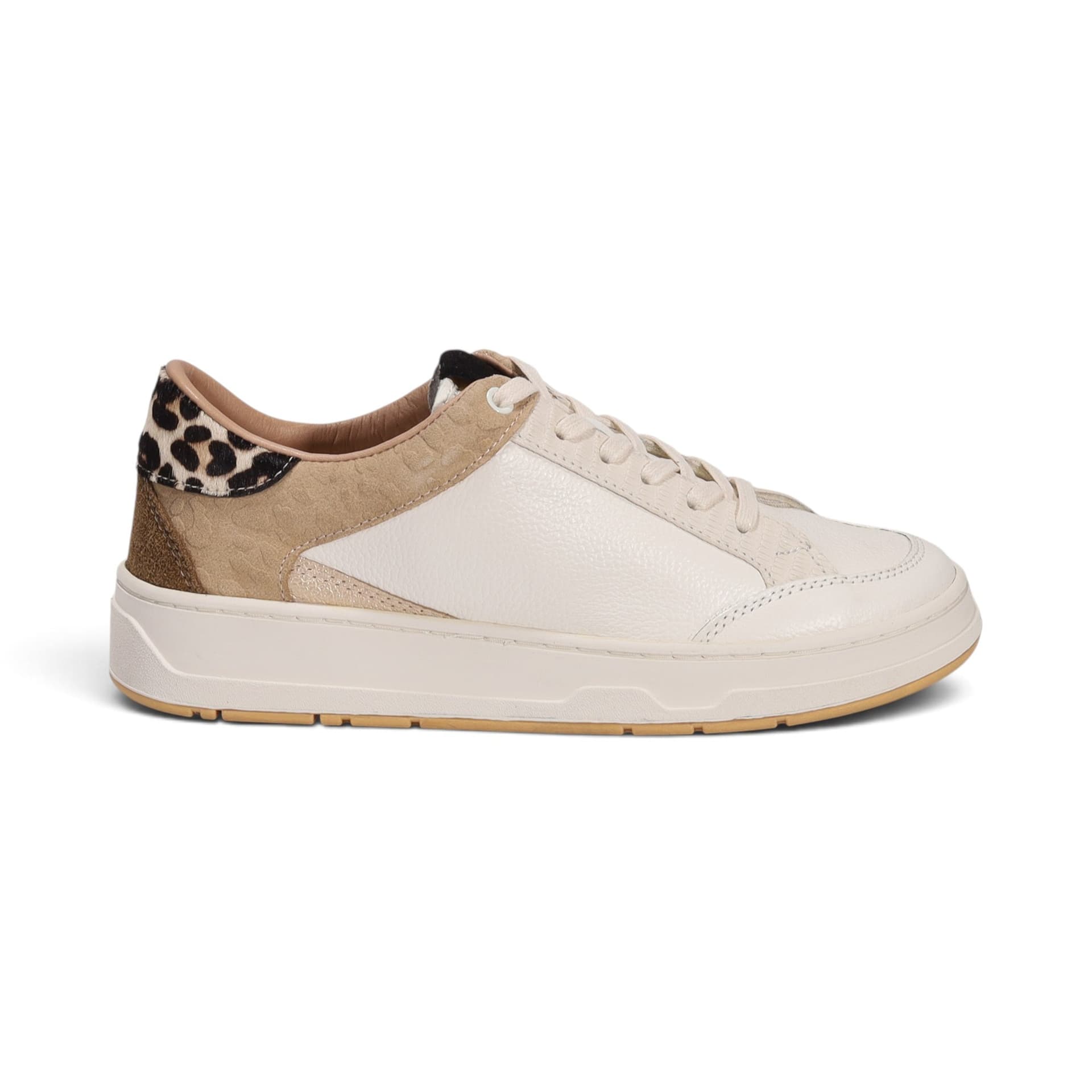 ALIRA TENIS EN CUERO