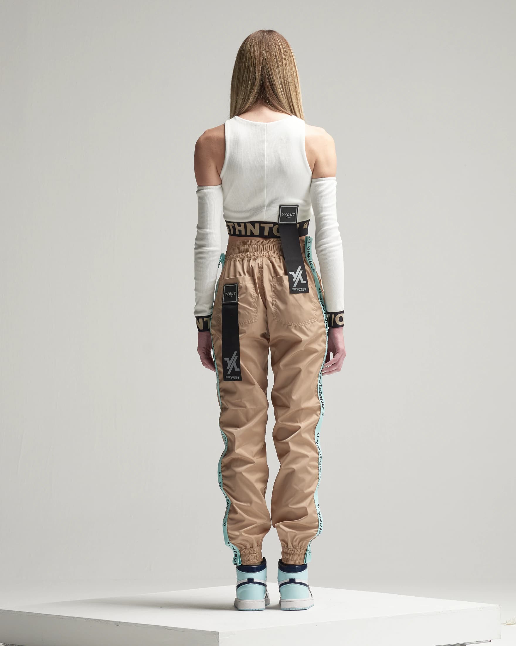 CROP TOP UNIQUE - imagen 3