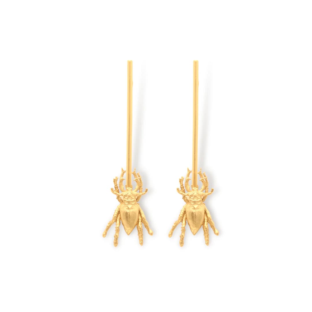 Aretes largos con escarabajo pequeño - imagen 1