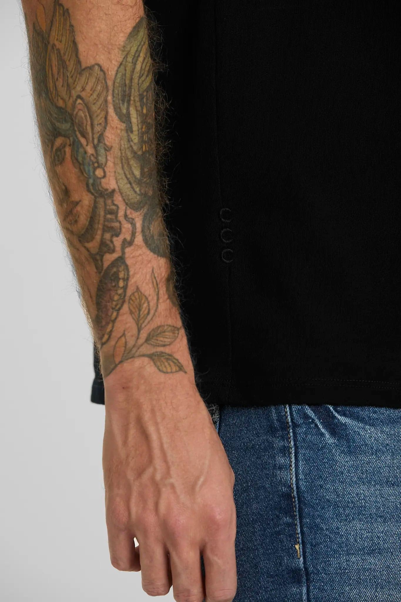 Camiseta básica azul oscura - imagen 5