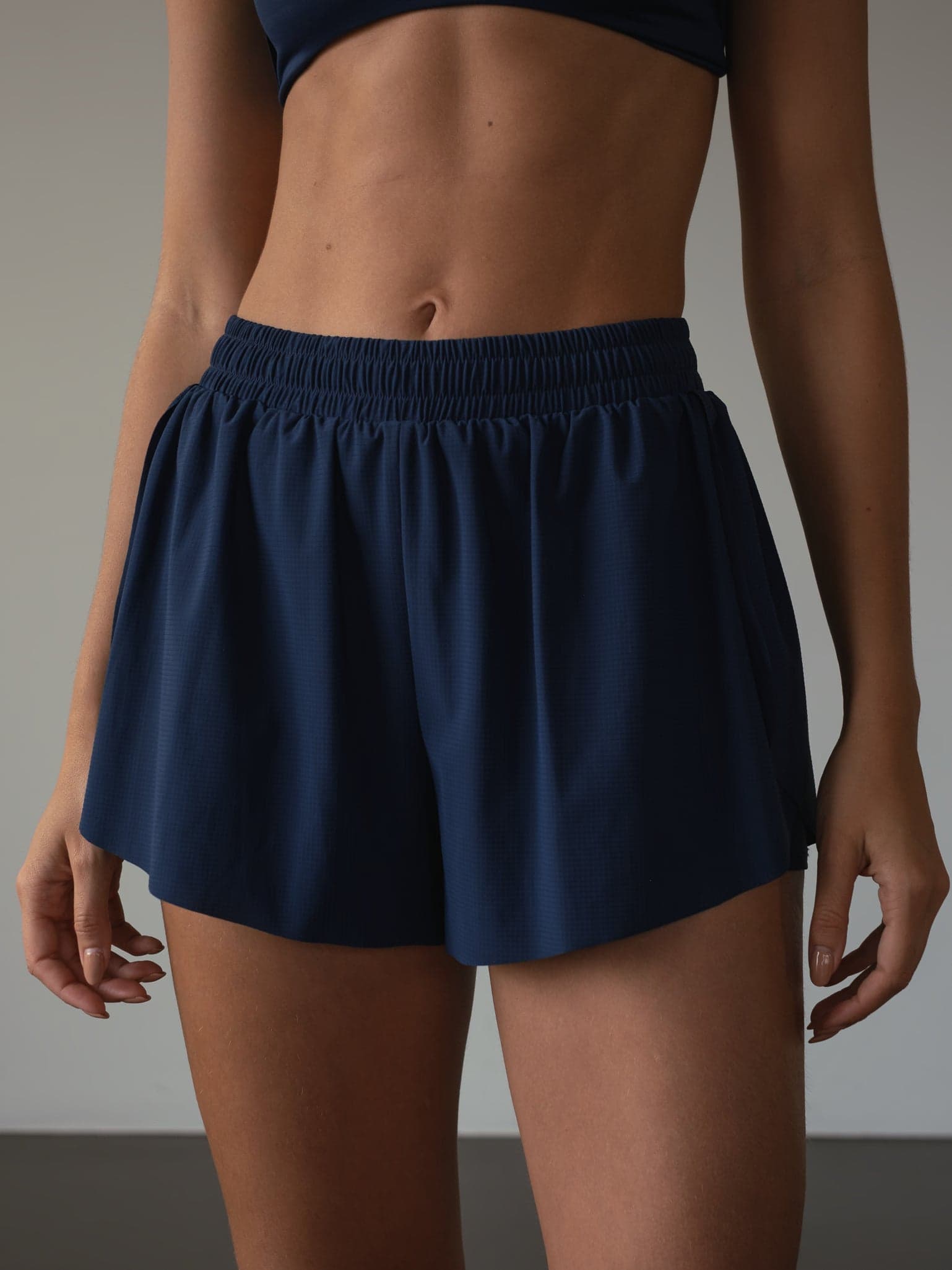 OVERLAP ACTIVE SHORTS - NAVY BLUE - imagen 1