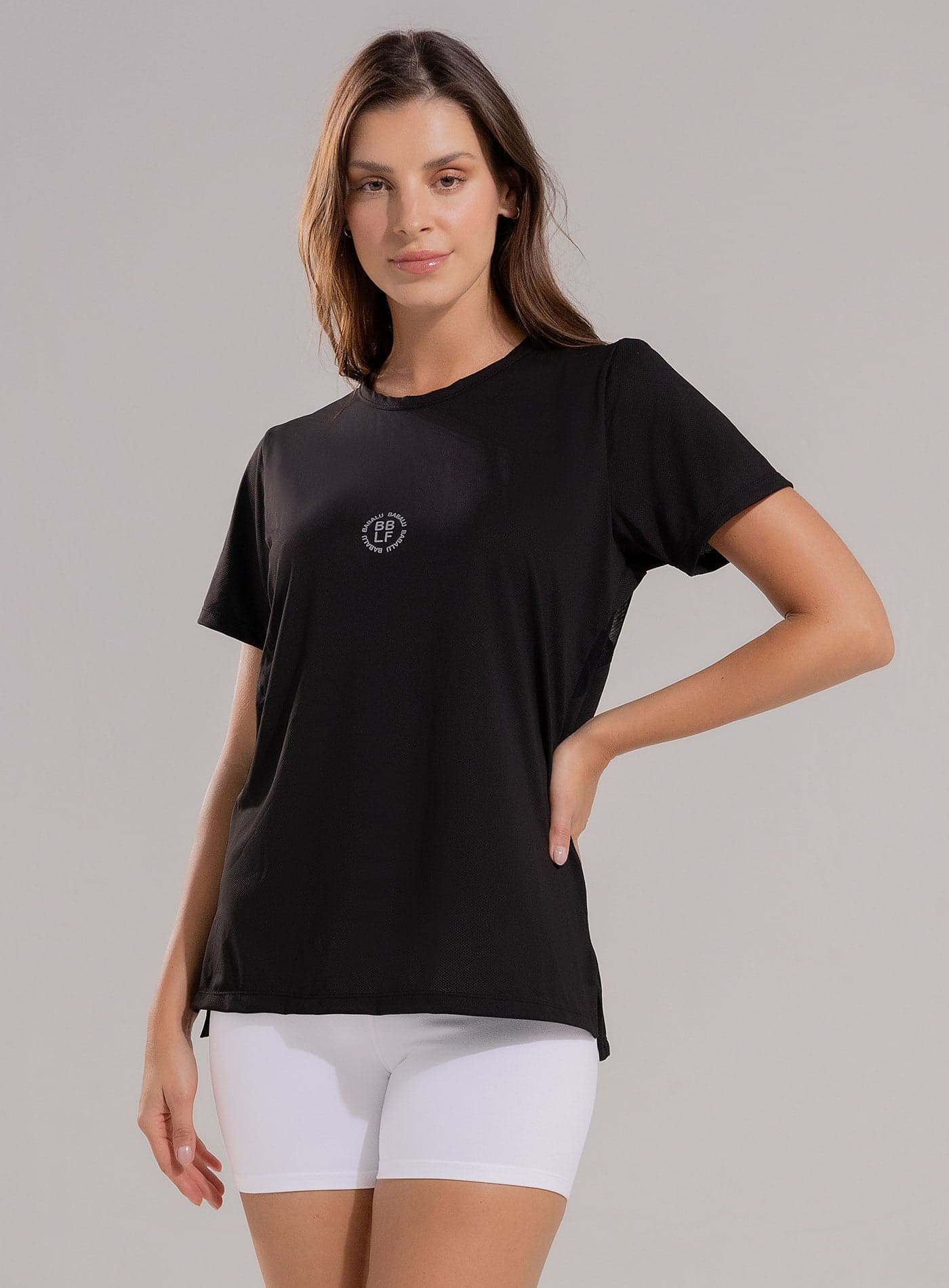 CAMISETA DEPORTIVA CON CORTES EN TELA SEMI TRANSPARENTE - PRECIO ESPECIAL - imagen 1