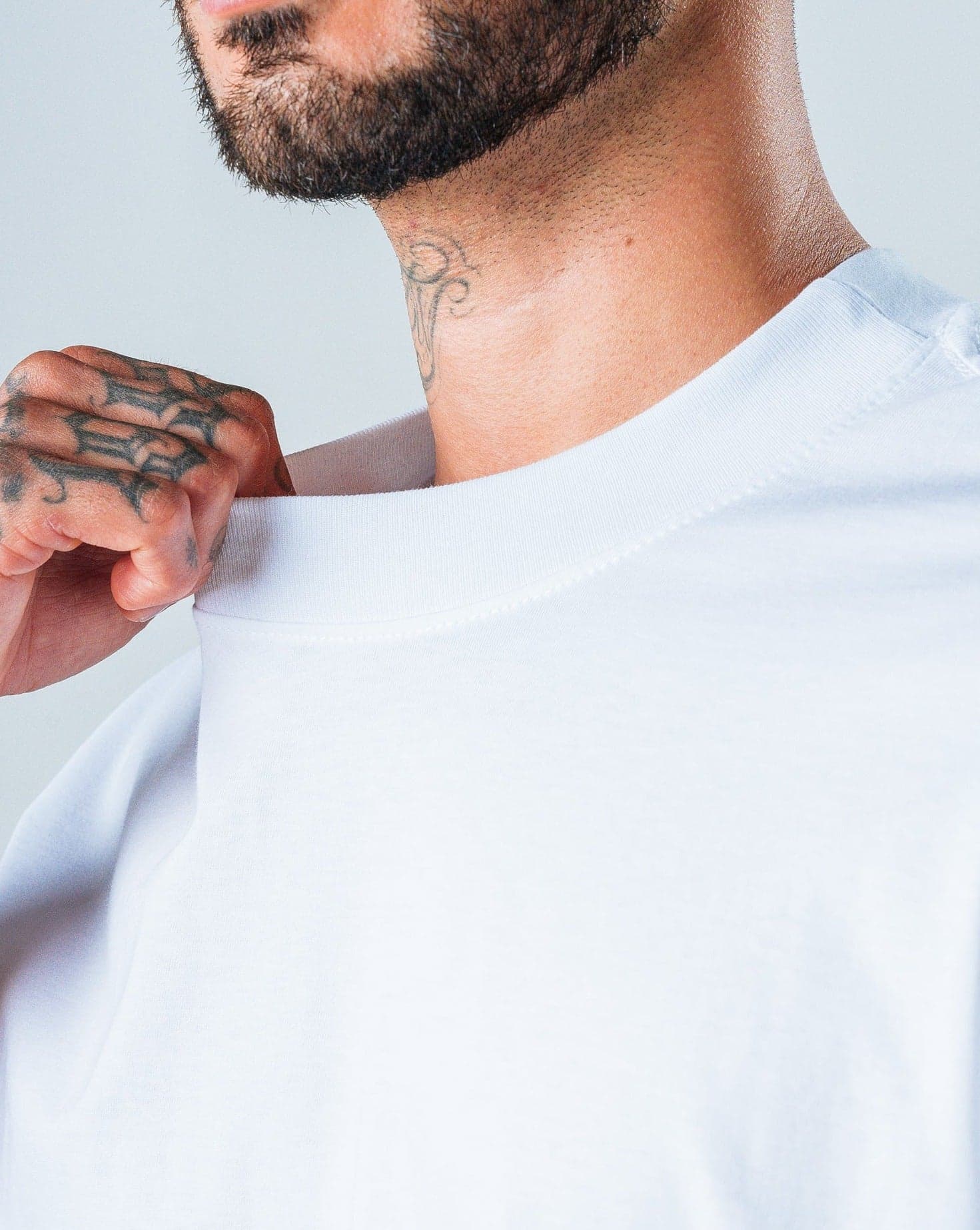 Pack x2 Camisetas Básicas Oversizes Black & White - imagen 6