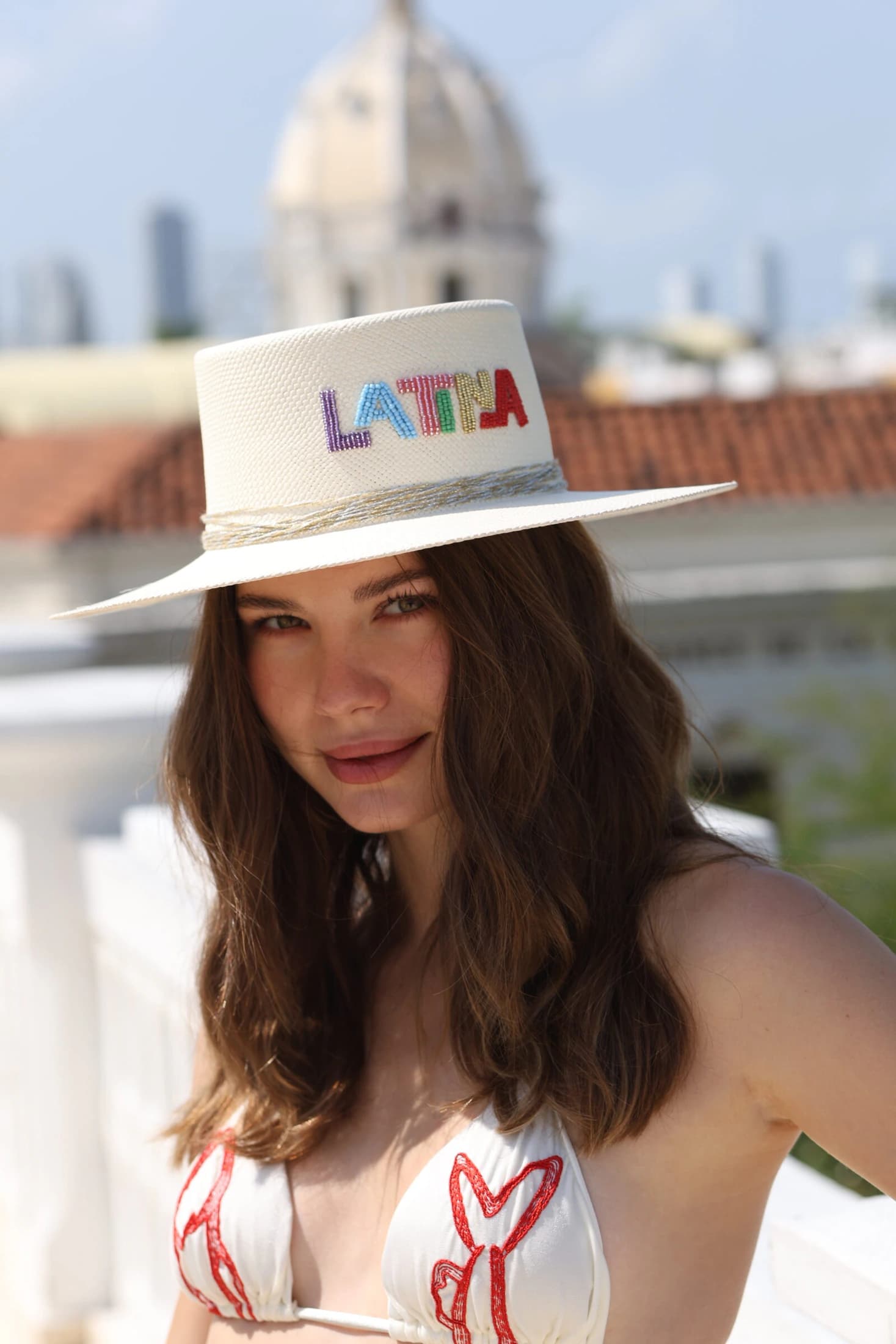 Latina - imagen 2