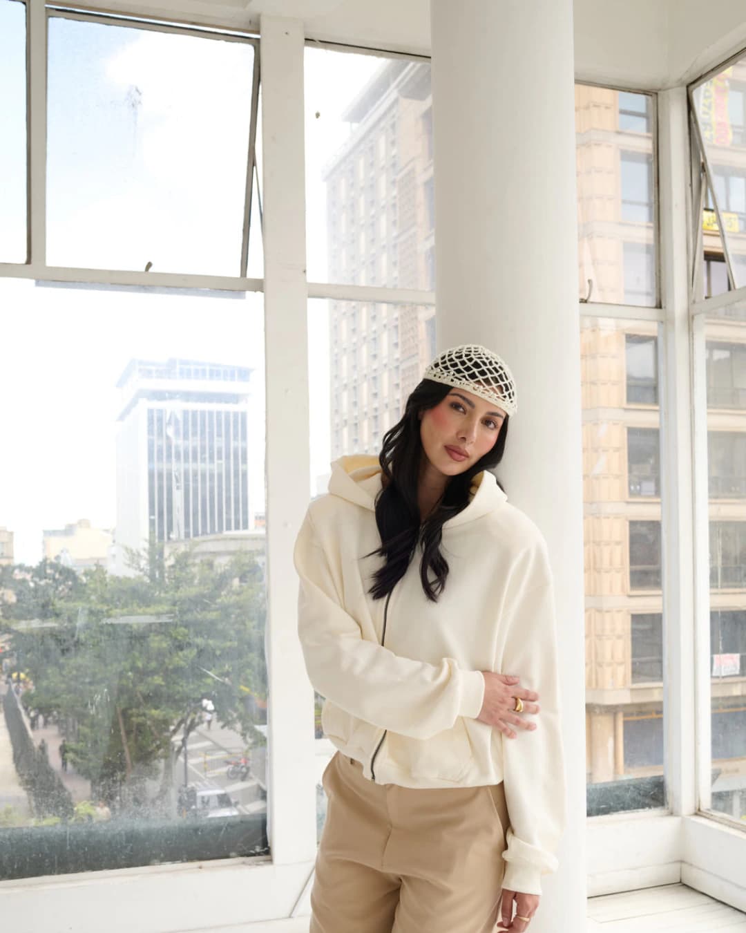UNSEEN HOODIE IVORY - imagen 1