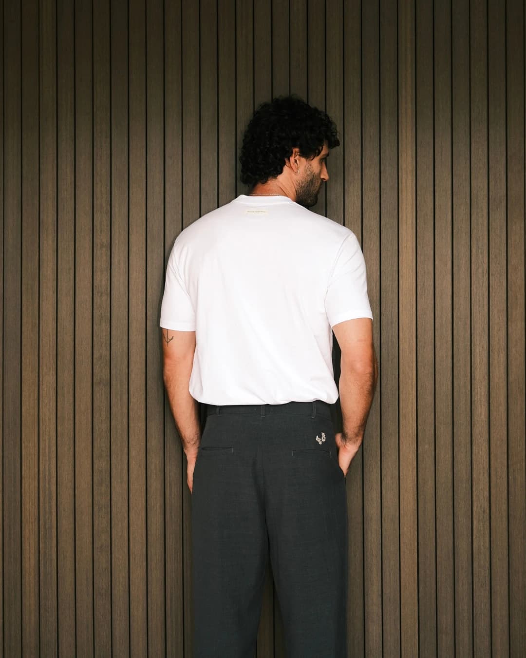 B WHITE TAPE T-SHIRT - imagen 2