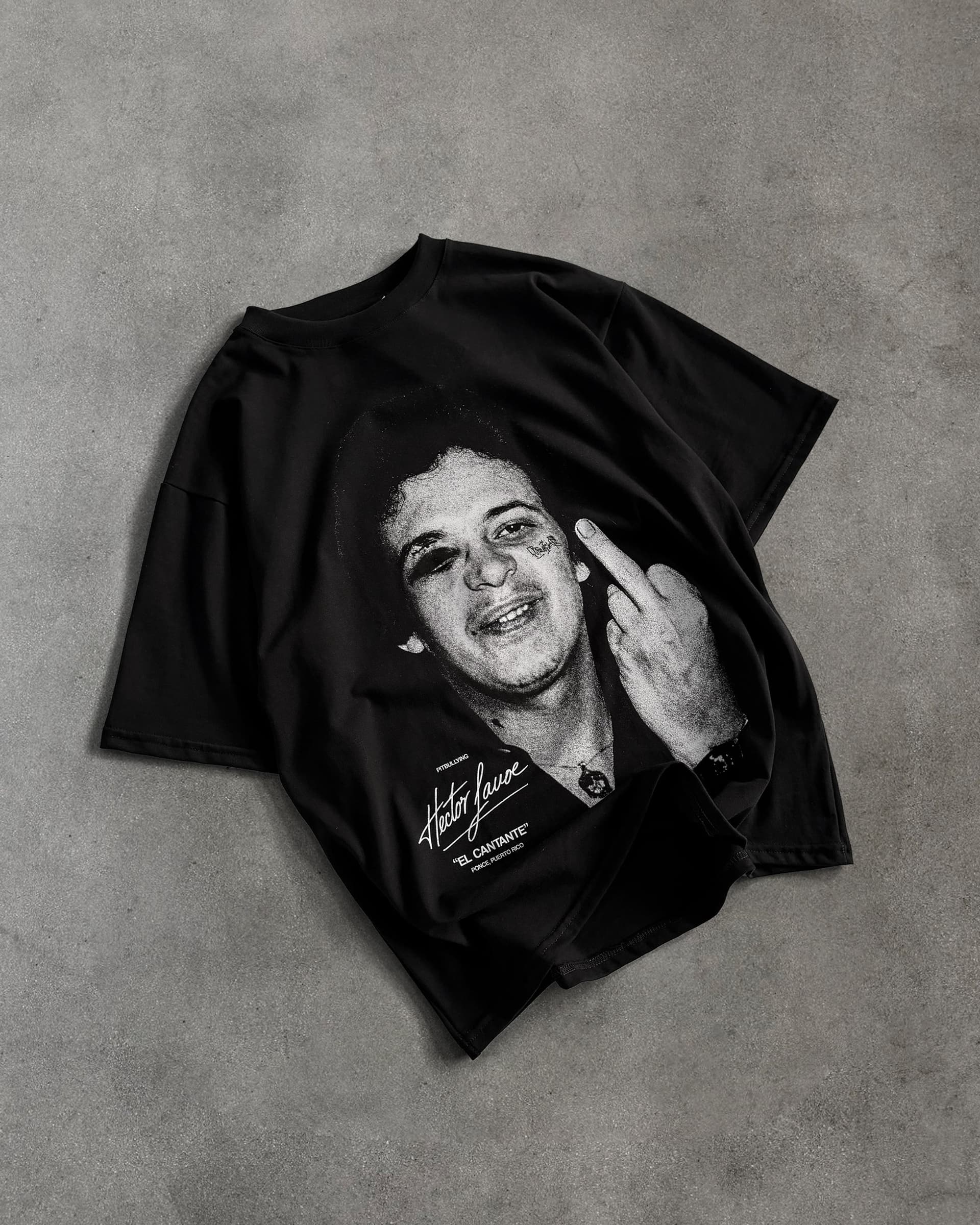 Camiseta Oversize Héctor Golpe Negro - imagen 1