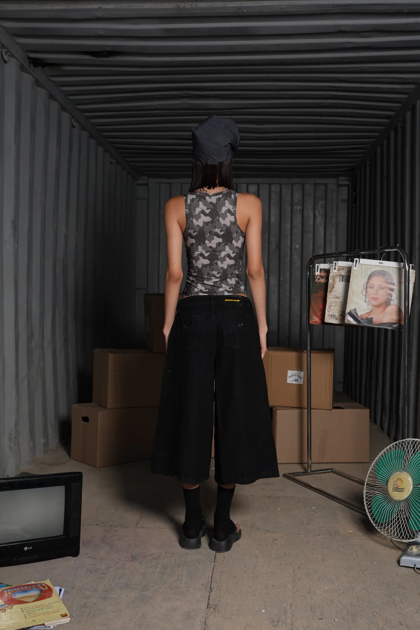 TAILORED JORTS NEGRO - imagen 3