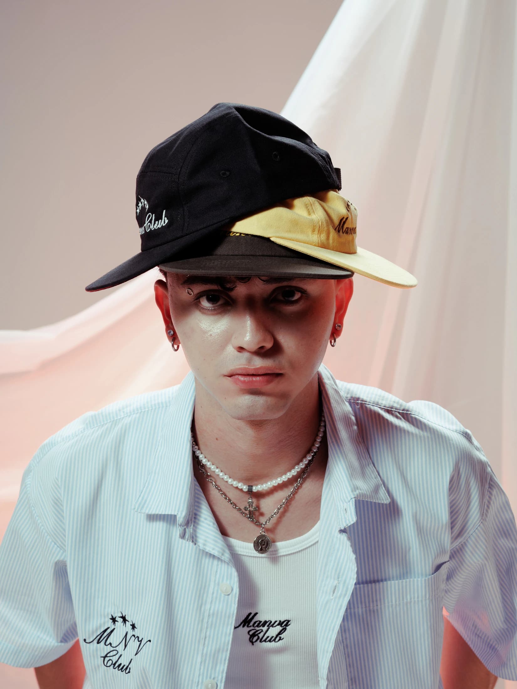 GORRA TIPO PLANA MOSTAZA - imagen 3