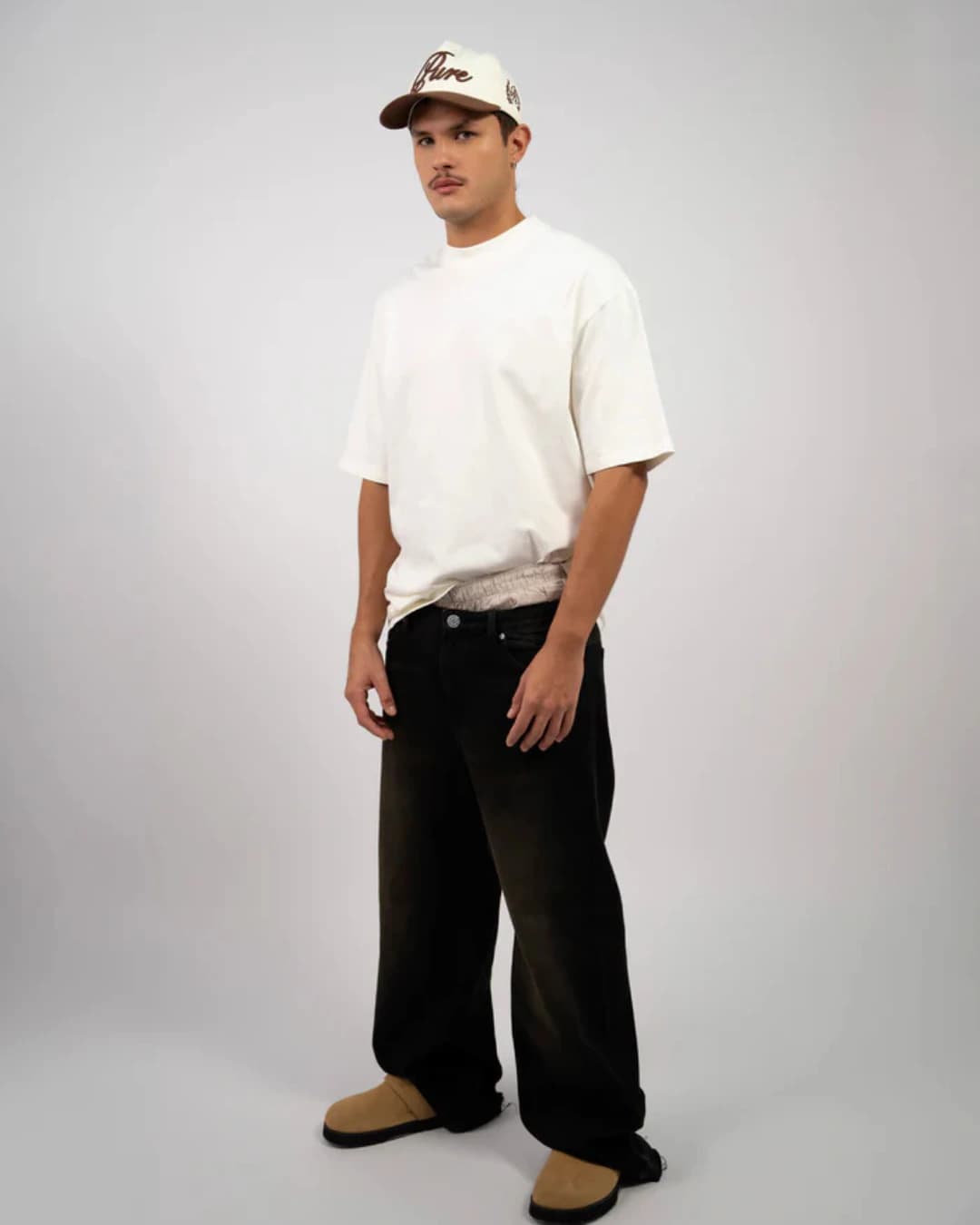 CLASSIC WHITE T-SHIRT - imagen 4
