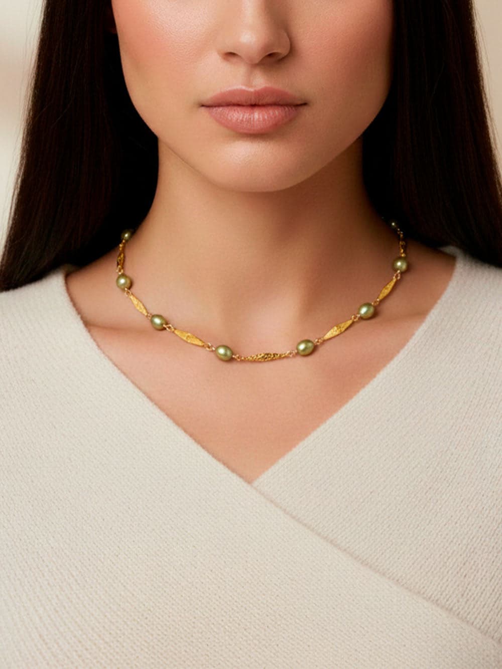 Collar Alas y perlas verde - imagen 2