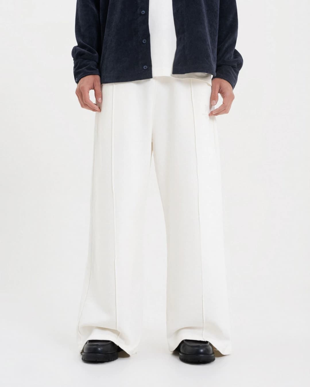 ACROSS THE LINES IVORY JOGGER - imagen 2