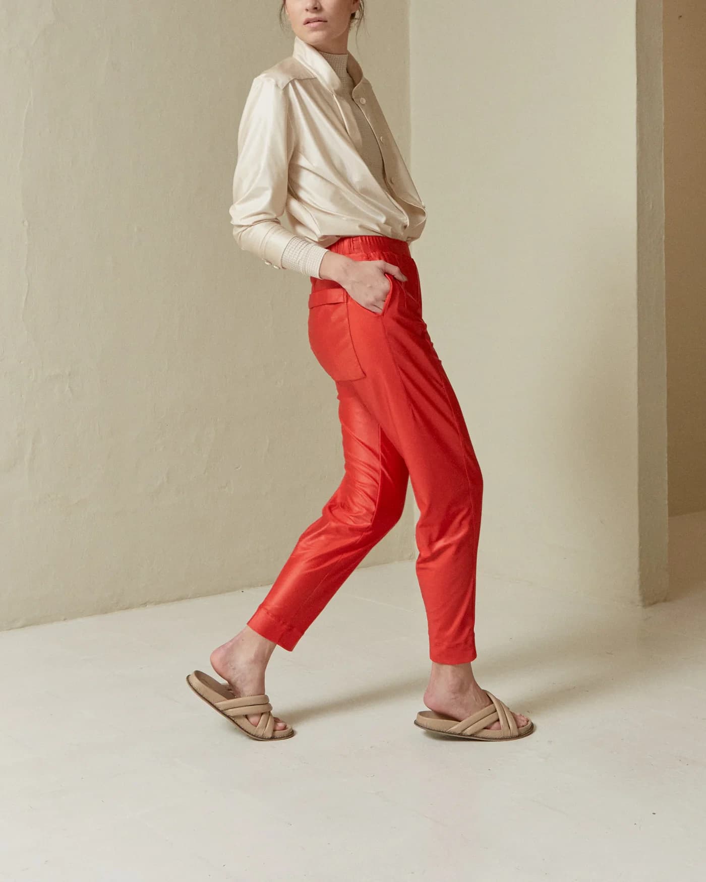 PANTALÓN LUCIDO - imagen 13