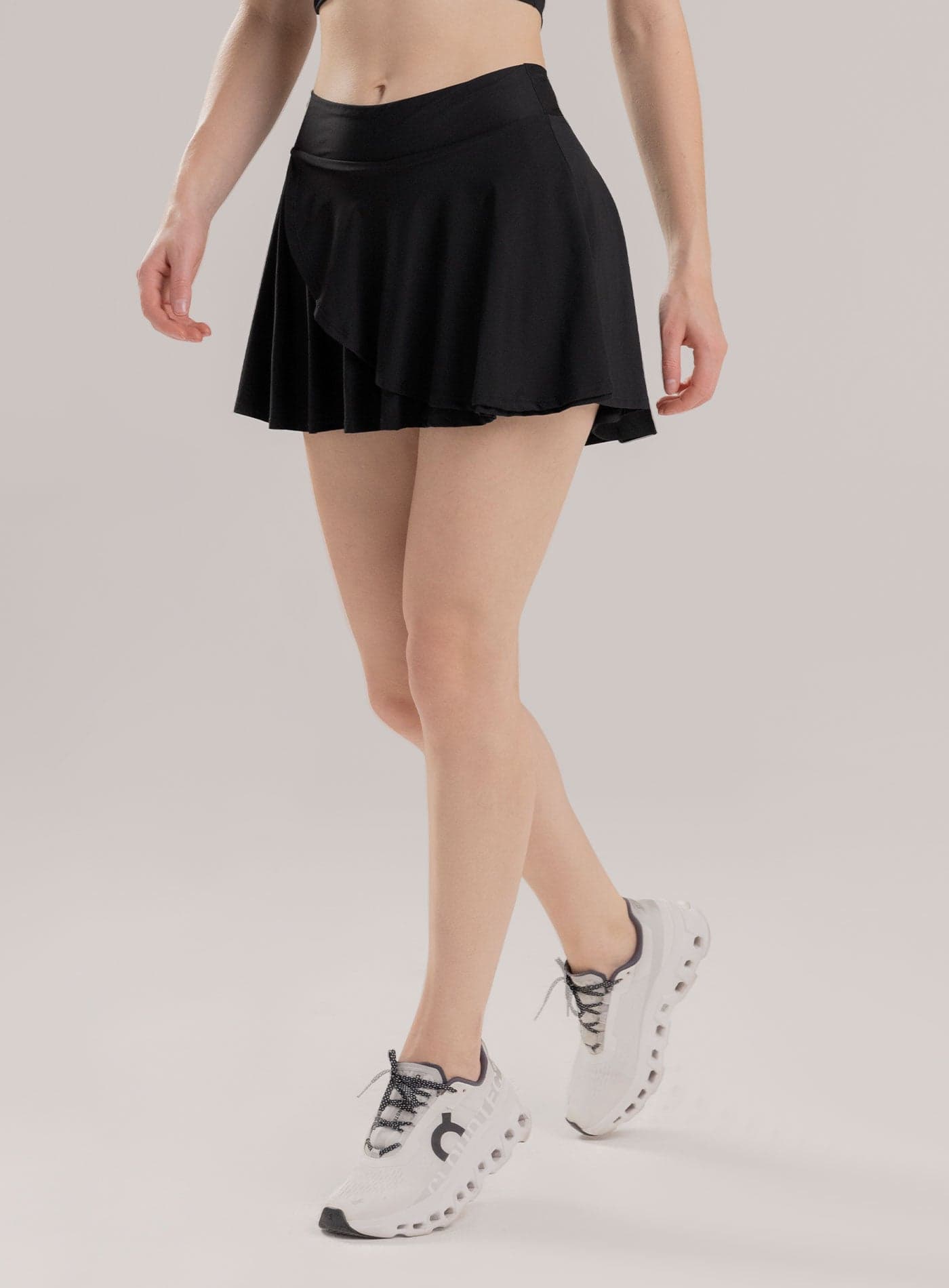 FALDA DEPORTIVA EN TELA LIGERA INCLUYE SHORT INTERNO - imagen 2